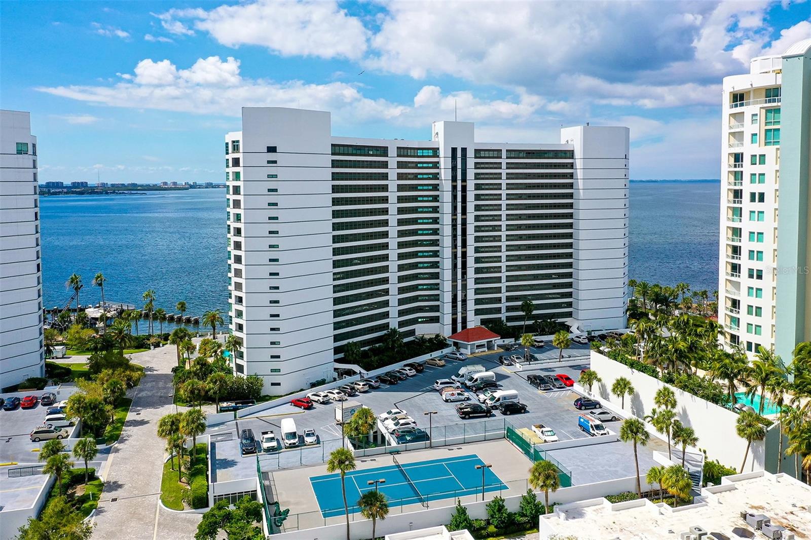 Image 27 of 84 For 988 Blvd Of The Arts  1411