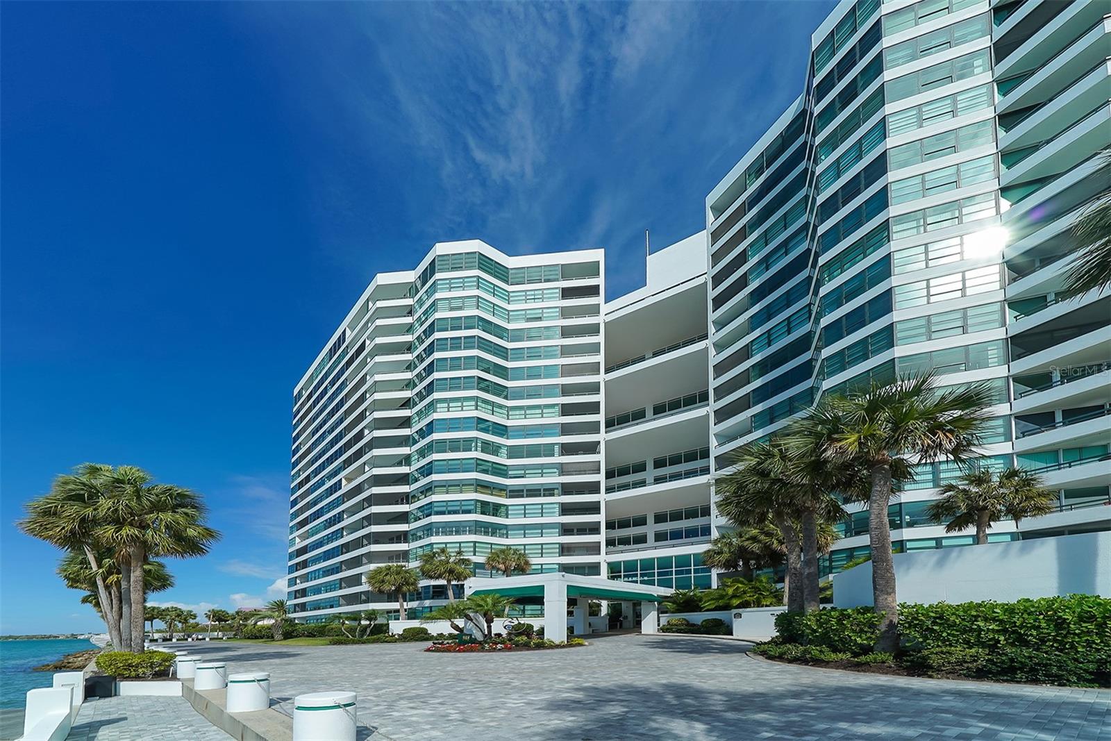 Image 31 of 84 For 988 Blvd Of The Arts  1411