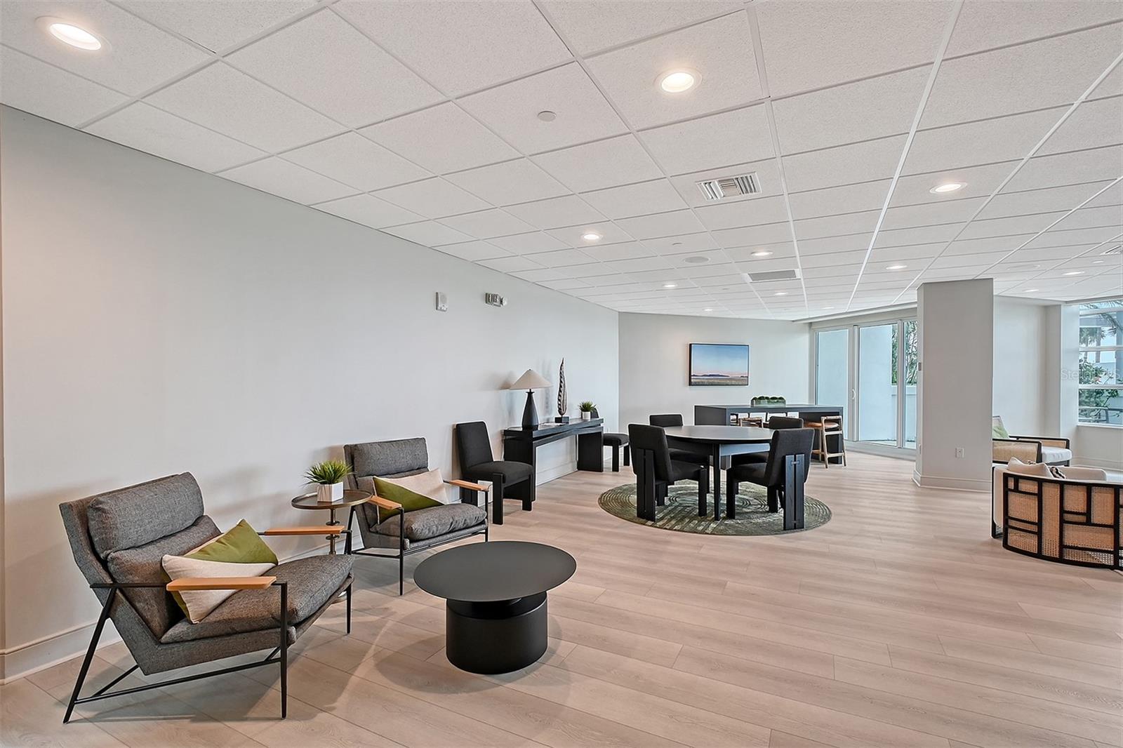 Image 52 of 84 For 988 Blvd Of The Arts  1411