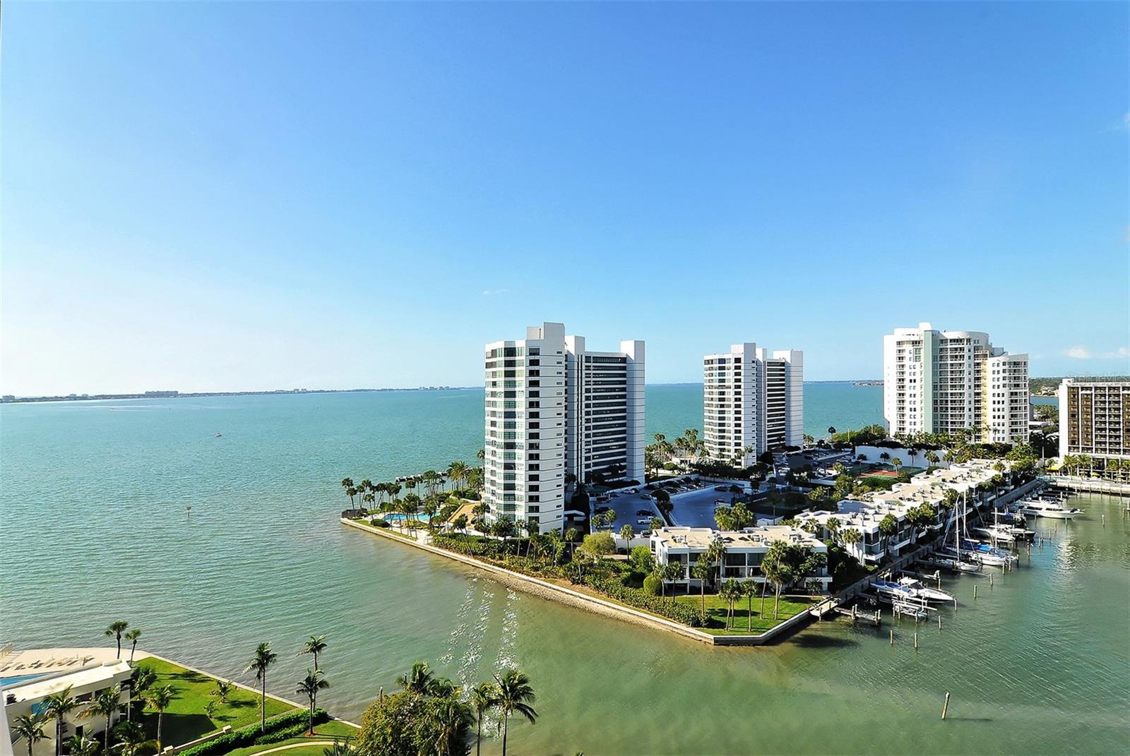 Image 59 of 84 For 988 Blvd Of The Arts  1411