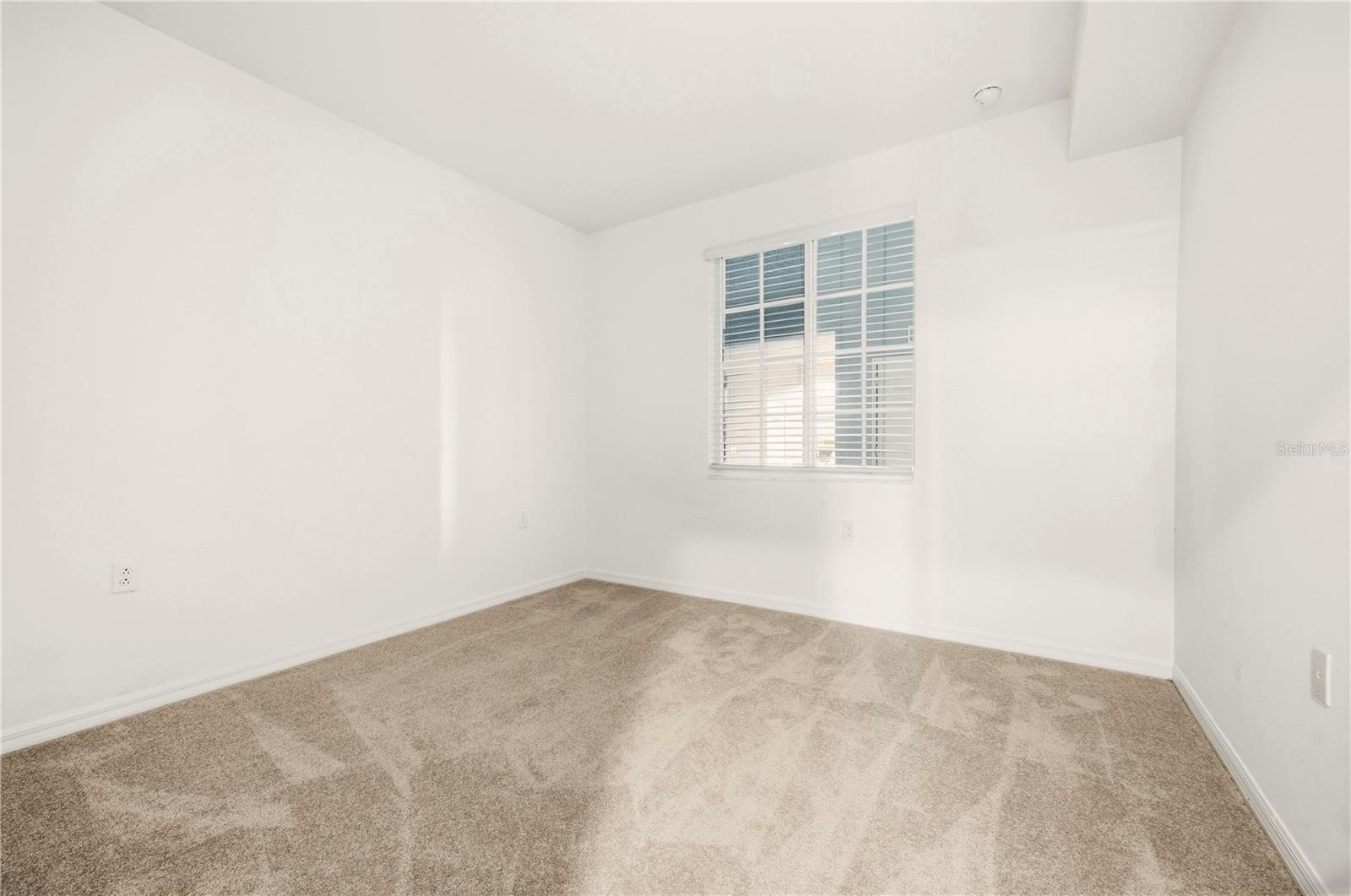 Image 14 of 26 For 43060 Greenway Boulevard 714
