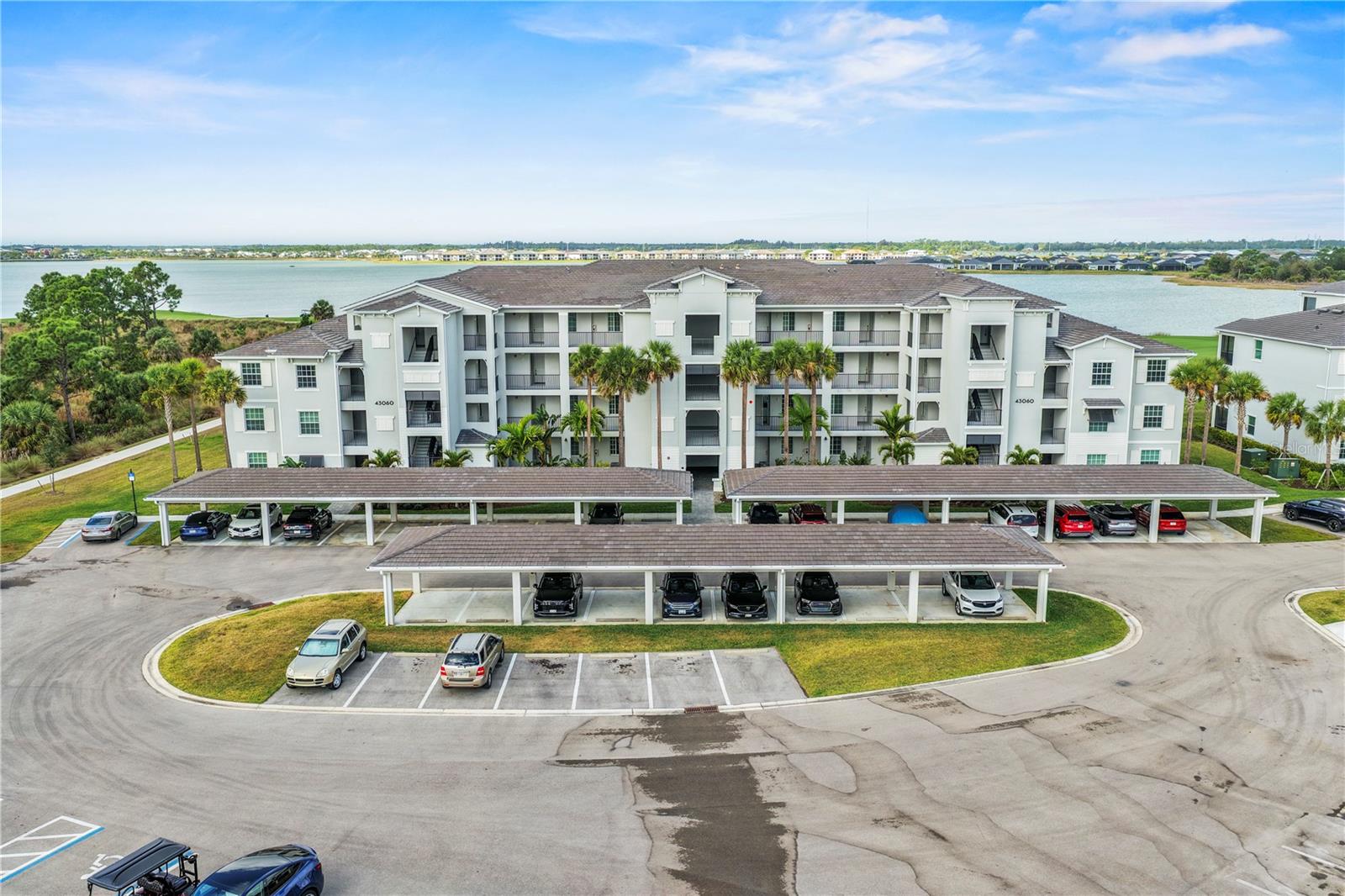 Image 18 of 26 For 43060 Greenway Boulevard 714