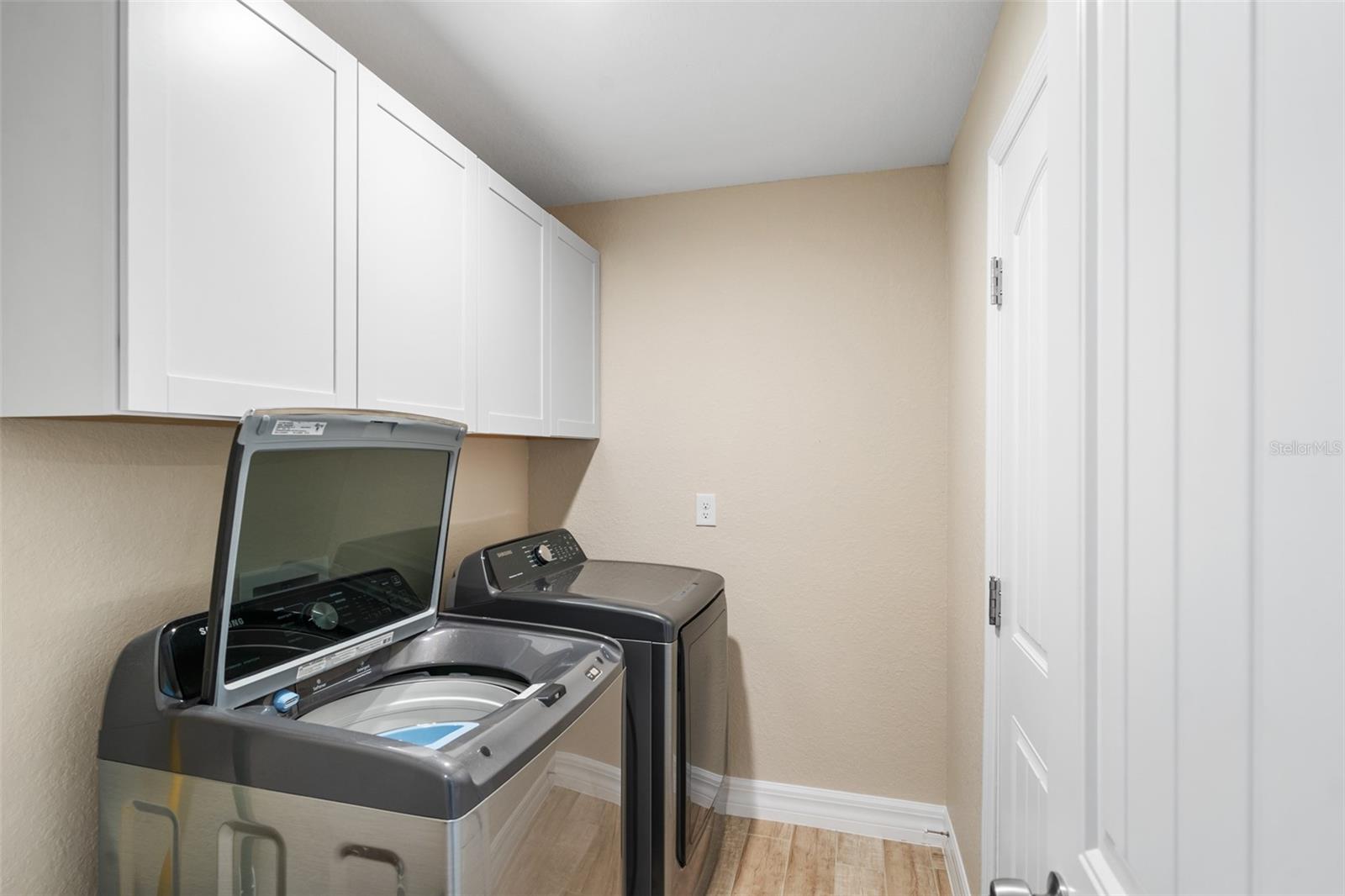 Image 34 of 47 For 111 Sunset Road