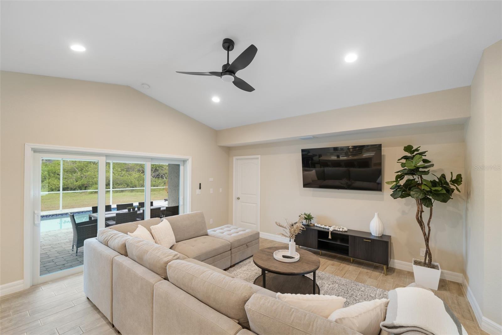 Image 9 of 47 For 111 Sunset Road