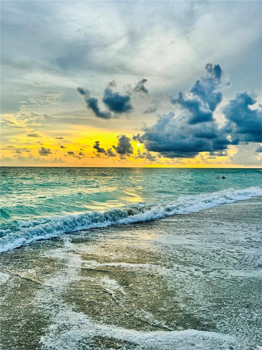 Image 99 of 100 For 10201 Beach Dune Drive