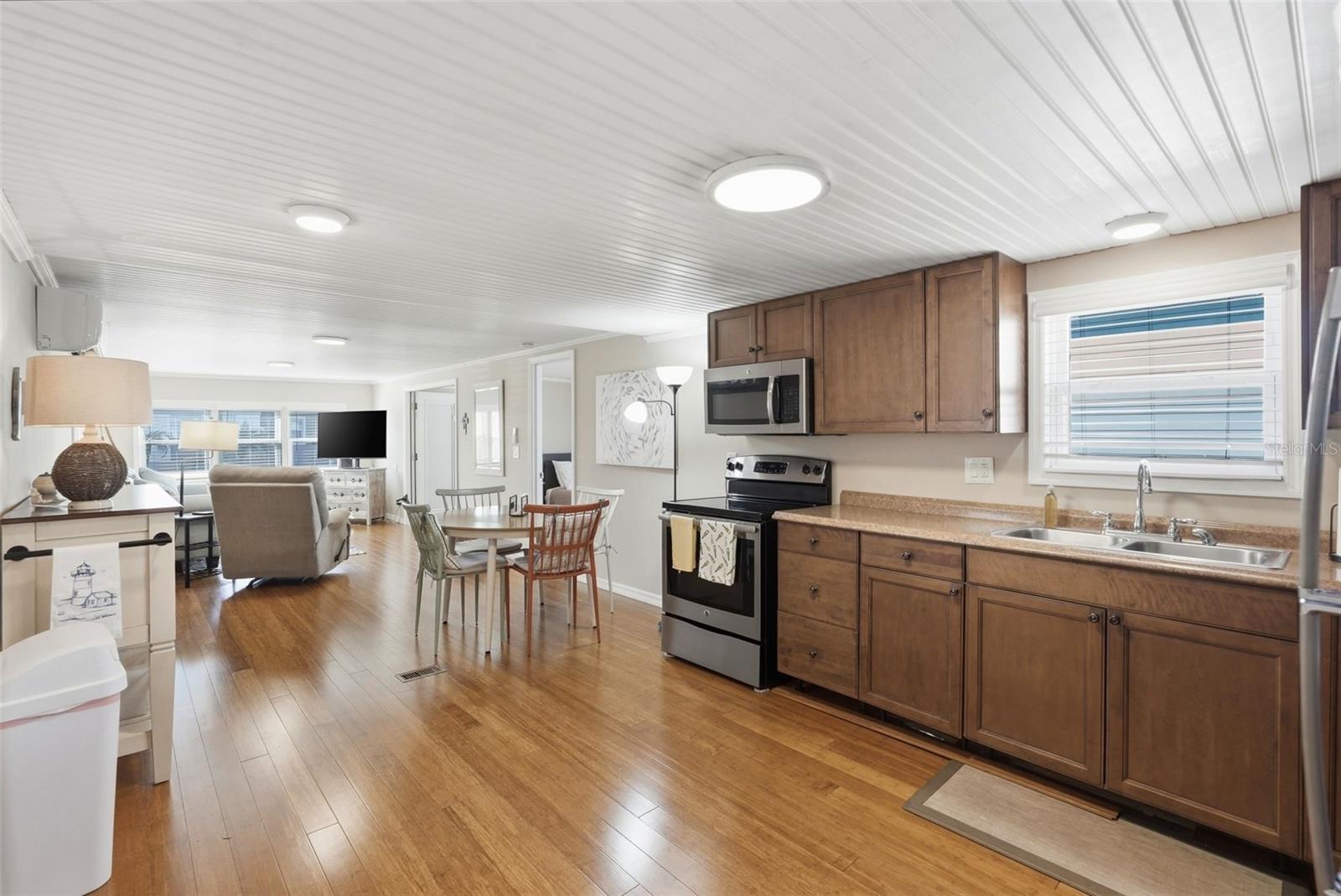 Image 11 of 34 For 7263 Mount Essex Drive Ne 509