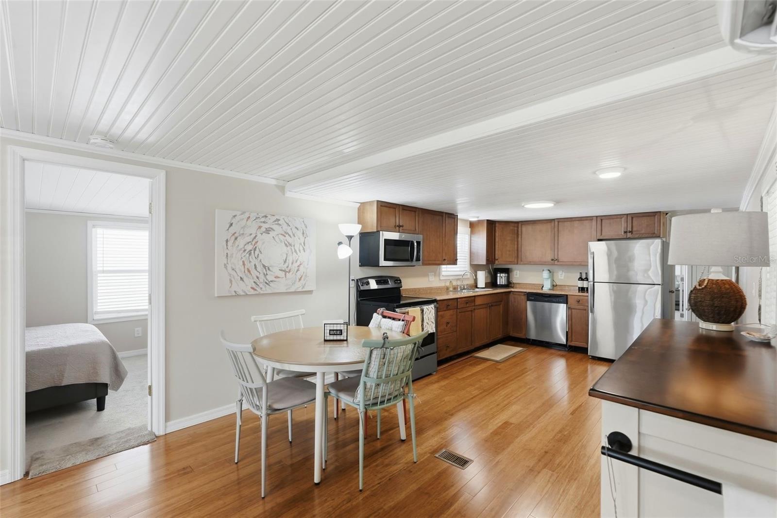 Image 8 of 34 For 7263 Mount Essex Drive Ne 509