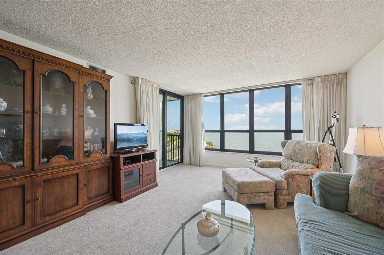 Image 20 of 71 For 11 Sunset Drive 502