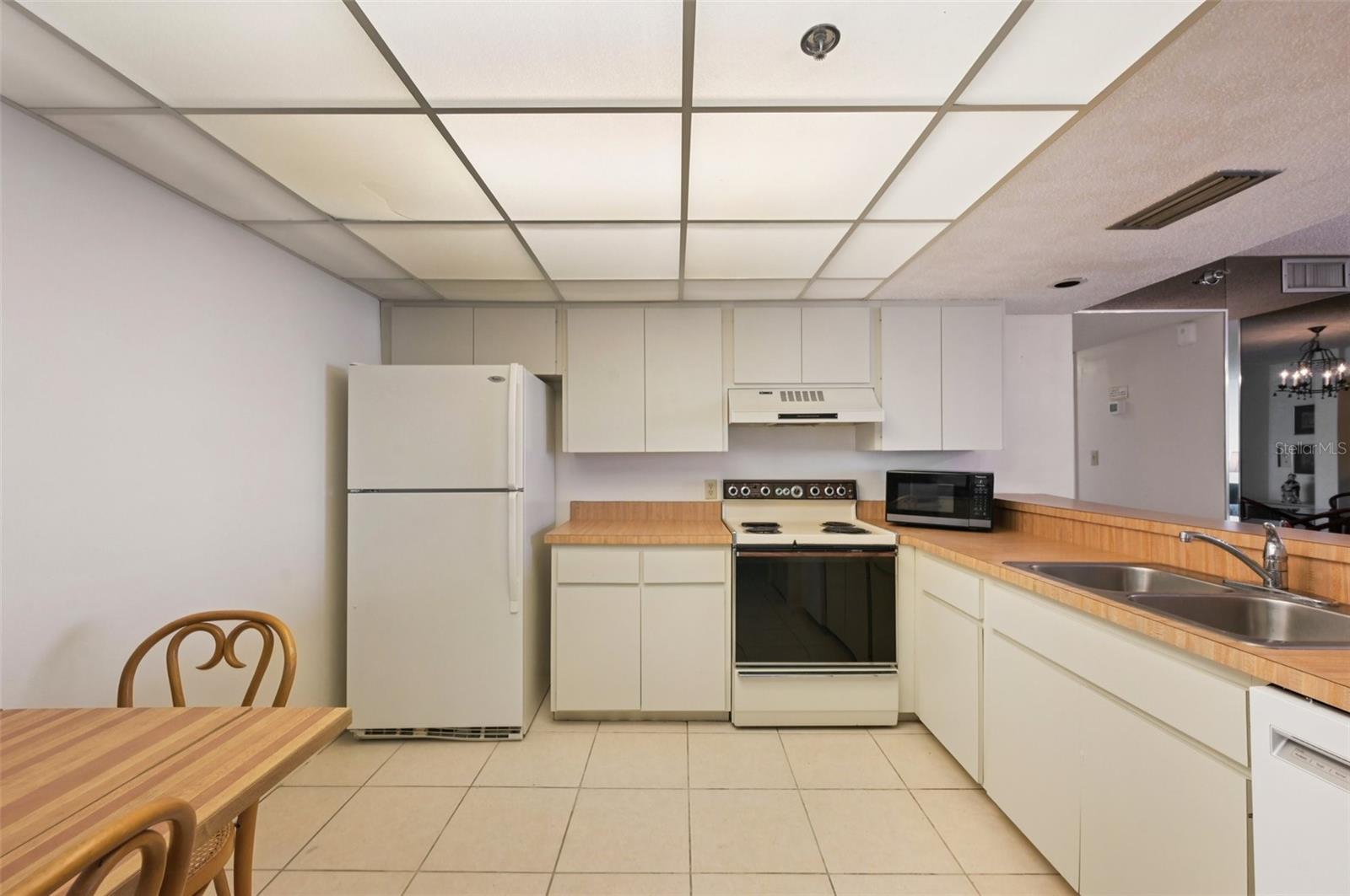 Image 31 of 71 For 11 Sunset Drive 502