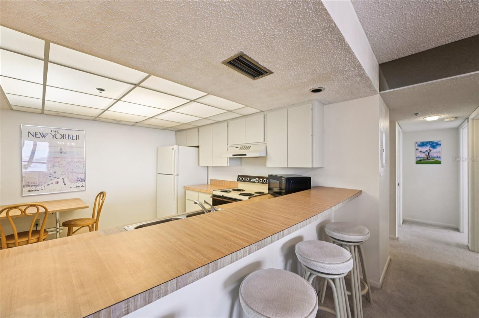 Image 32 of 71 For 11 Sunset Drive 502