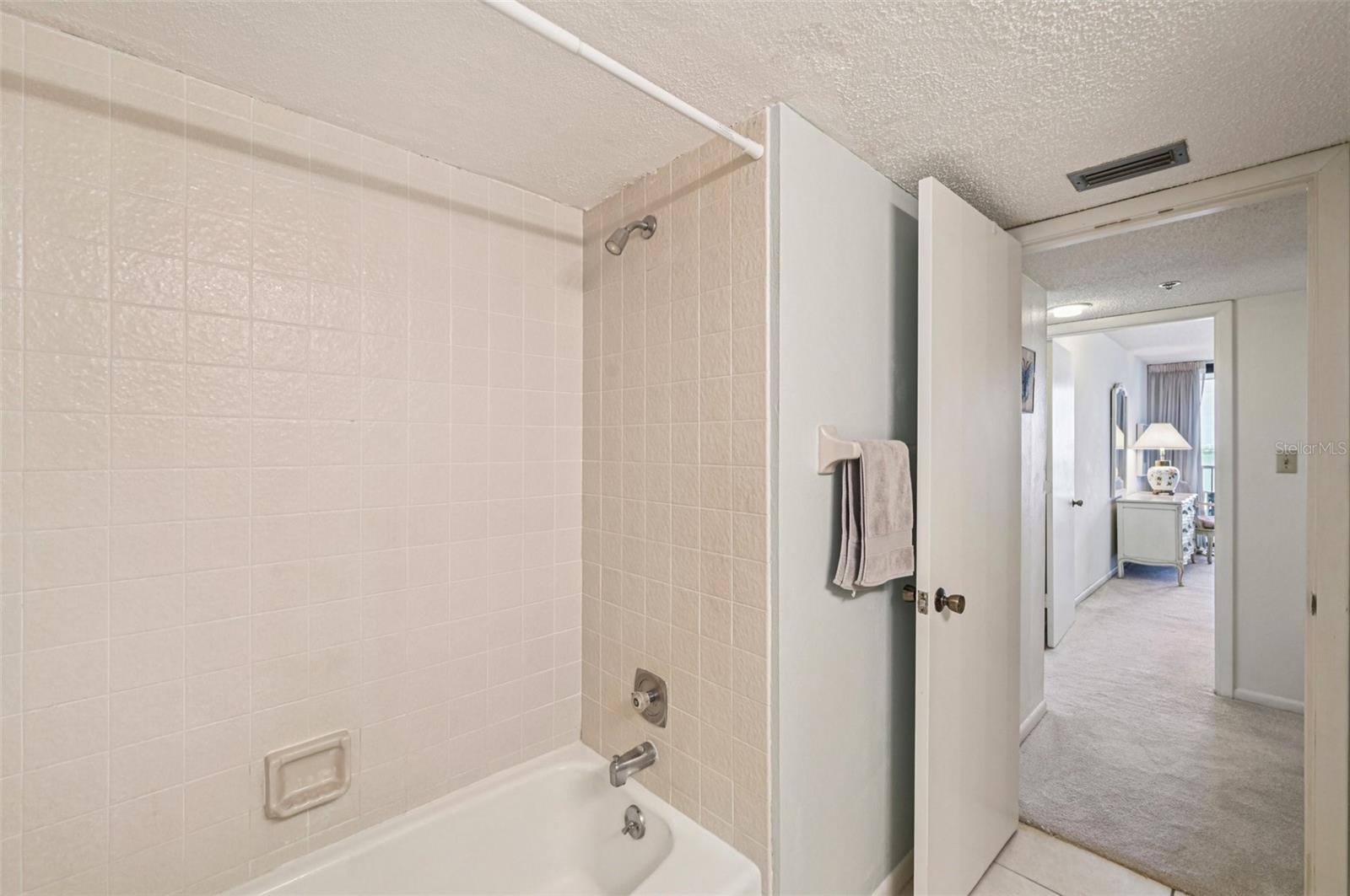 Image 33 of 71 For 11 Sunset Drive 502