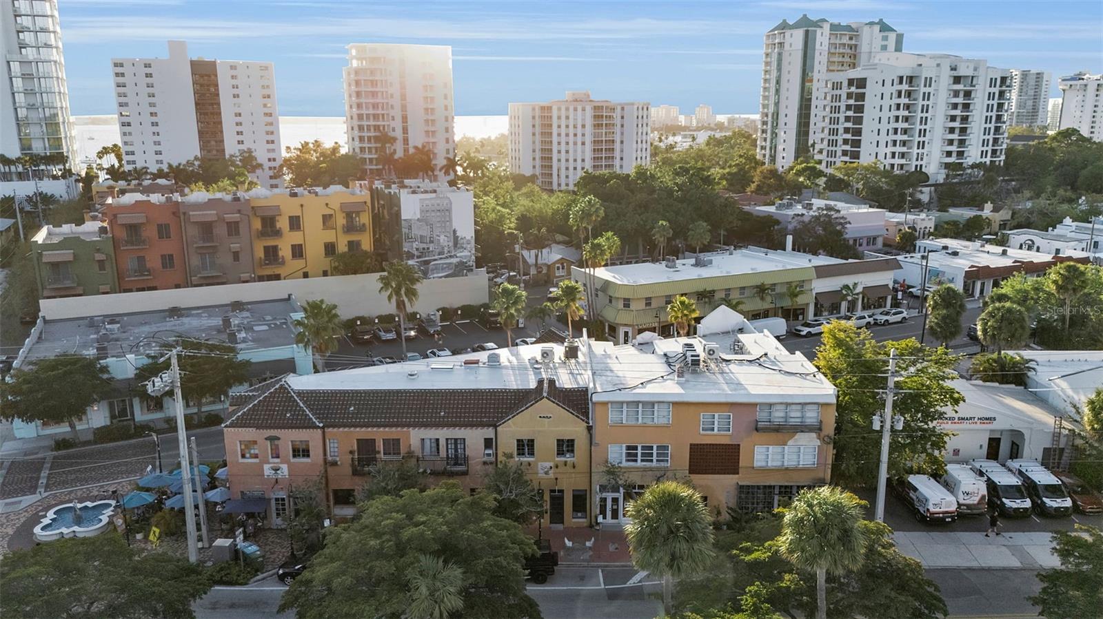 Image 14 of 42 For 530 Orange Avenue