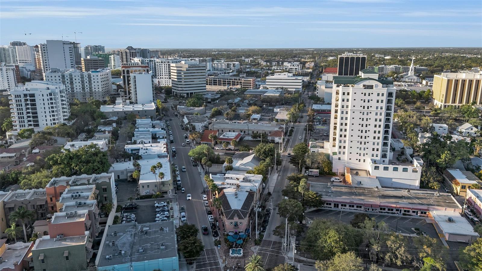 Image 15 of 42 For 530 Orange Avenue