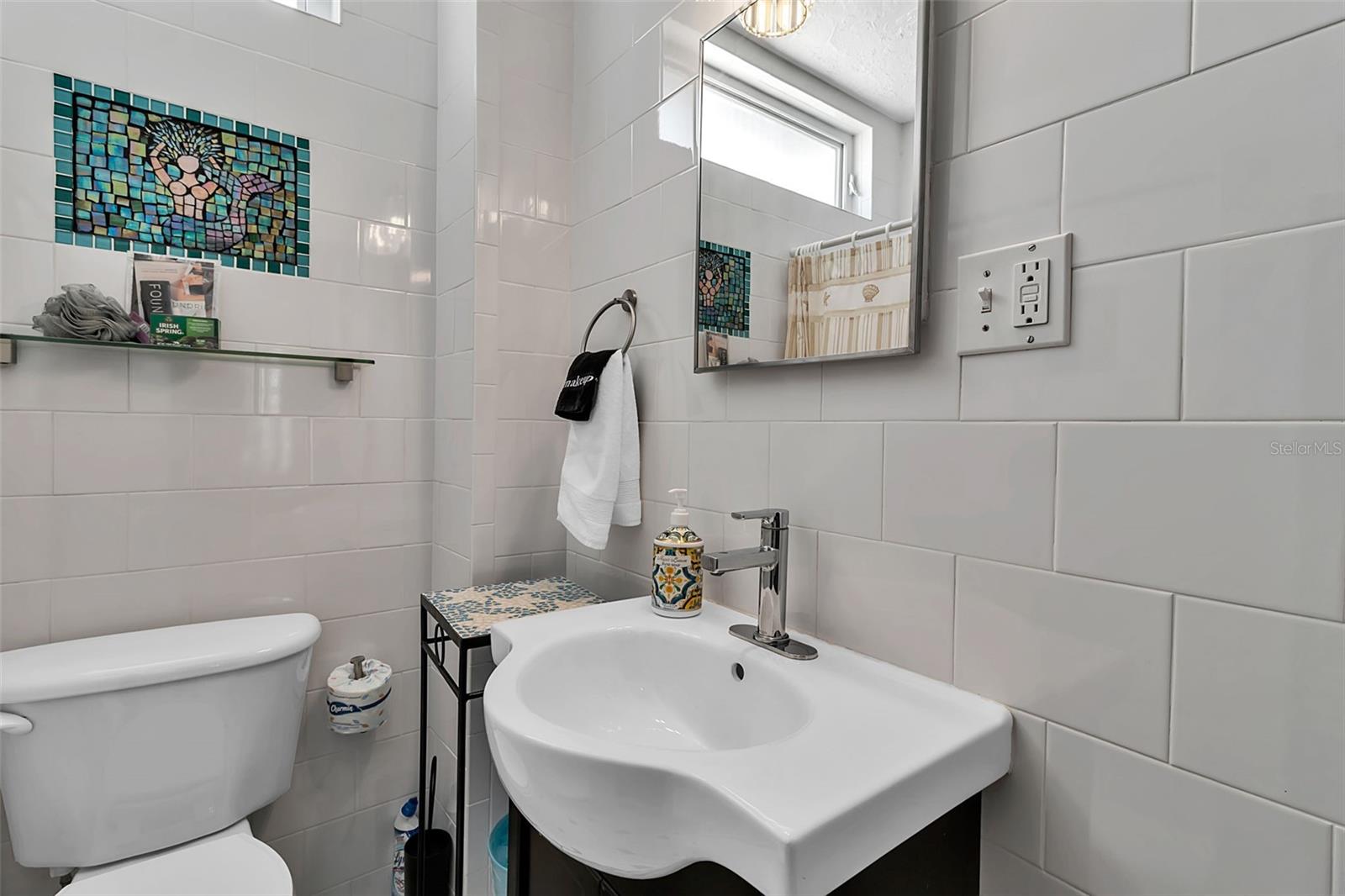 Image 28 of 42 For 530 Orange Avenue