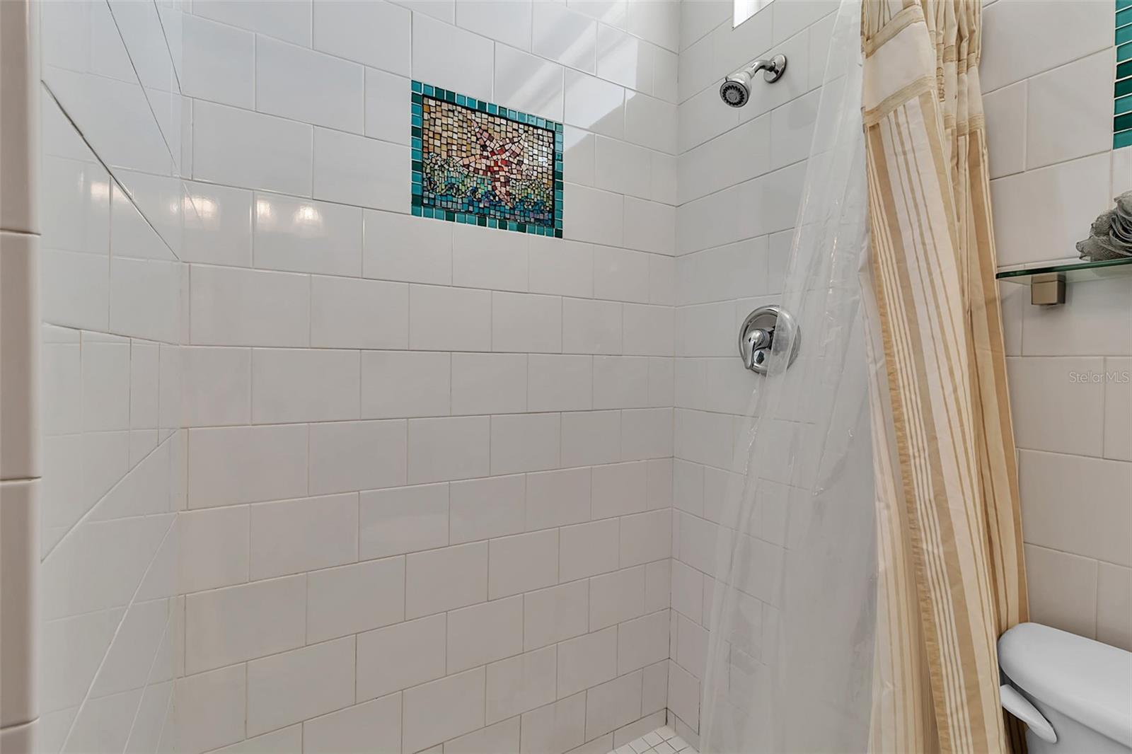 Image 29 of 42 For 530 Orange Avenue