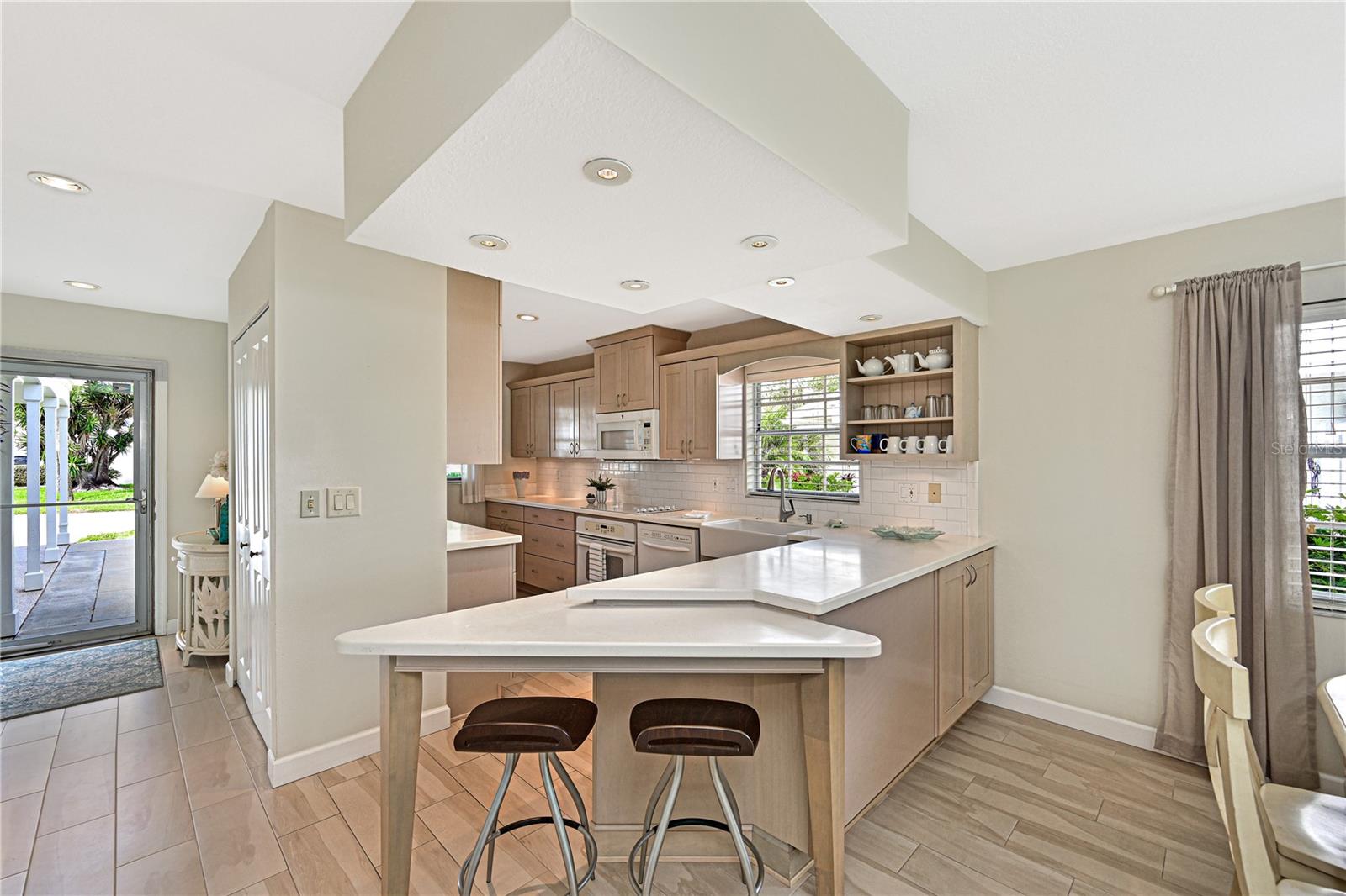 Image 13 of 74 For 4405 Mount Vernon Drive