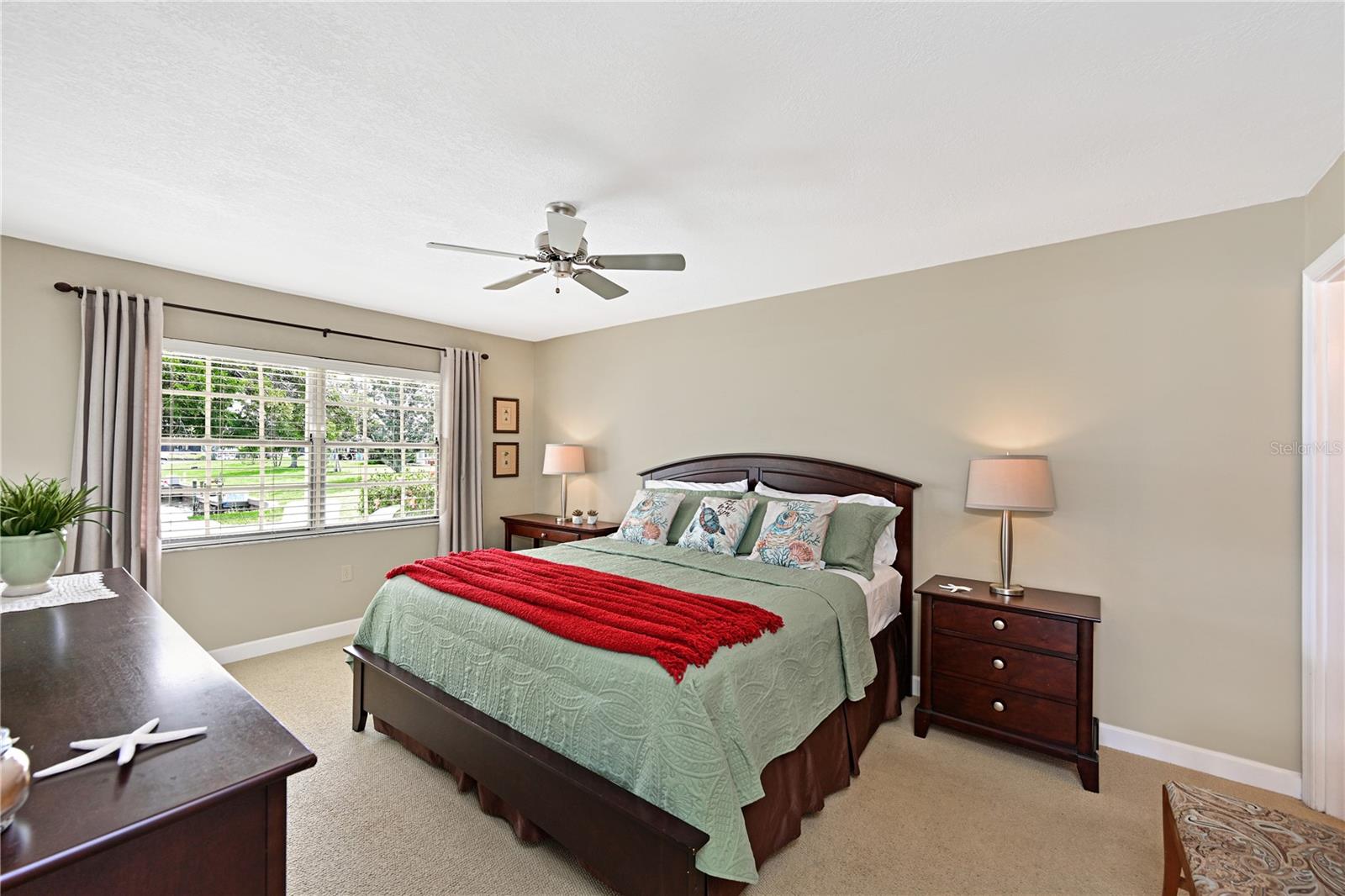 Image 19 of 74 For 4405 Mount Vernon Drive