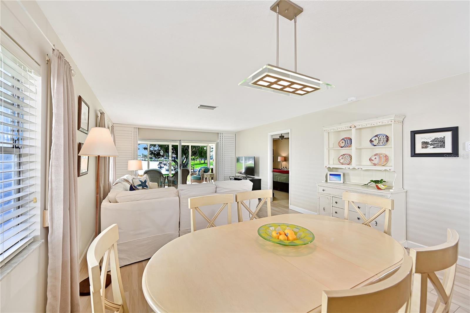 Image 9 of 74 For 4405 Mount Vernon Drive