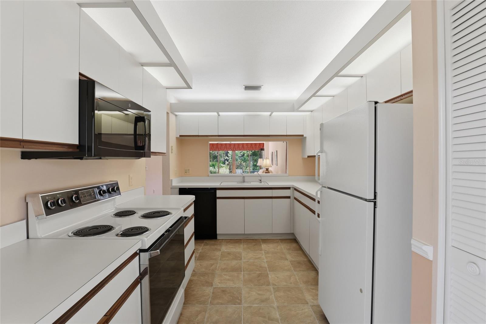 Image 12 of 58 For 5721 Casa Del Sol Boulevard 3223