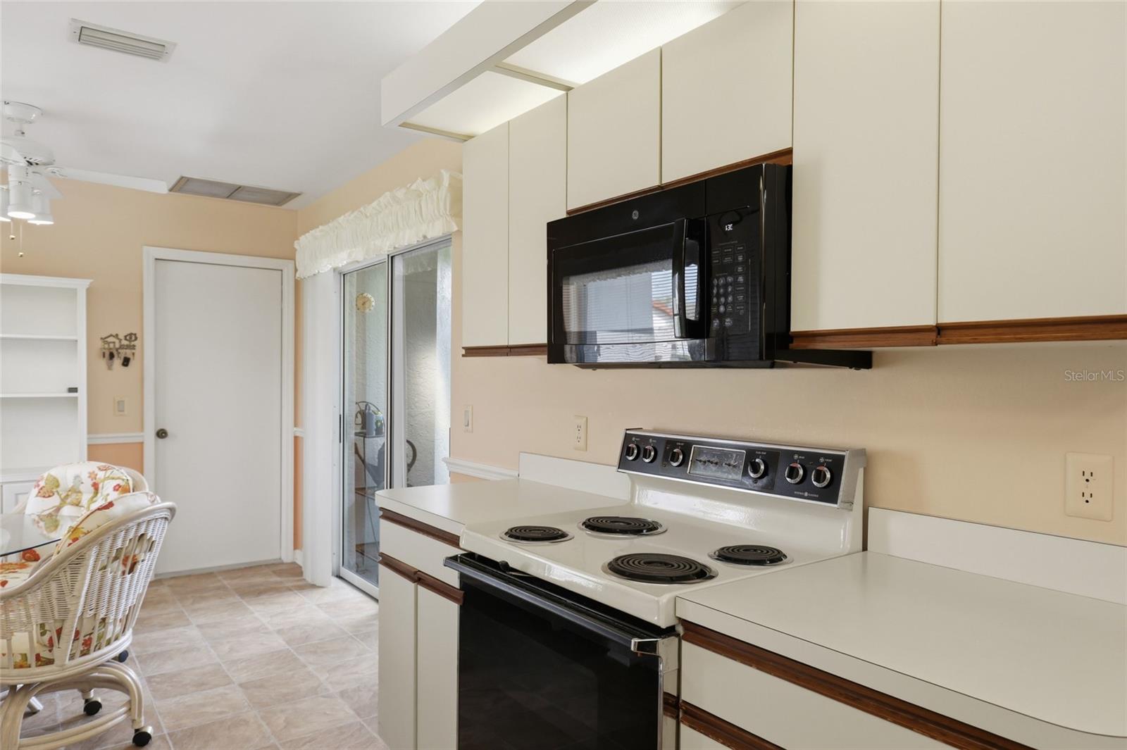 Image 13 of 58 For 5721 Casa Del Sol Boulevard 3223