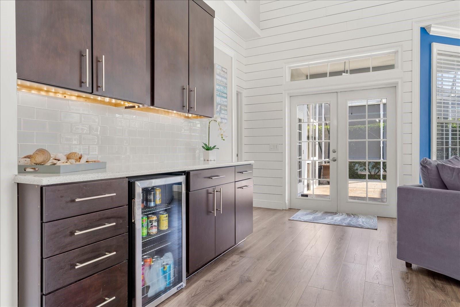 Image 17 of 39 For 4615 4th Avenue Drive E