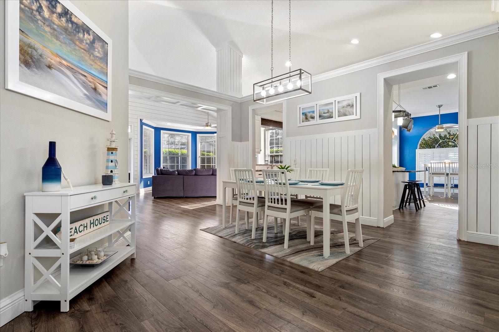 Image 4 of 39 For 4615 4th Avenue Drive E