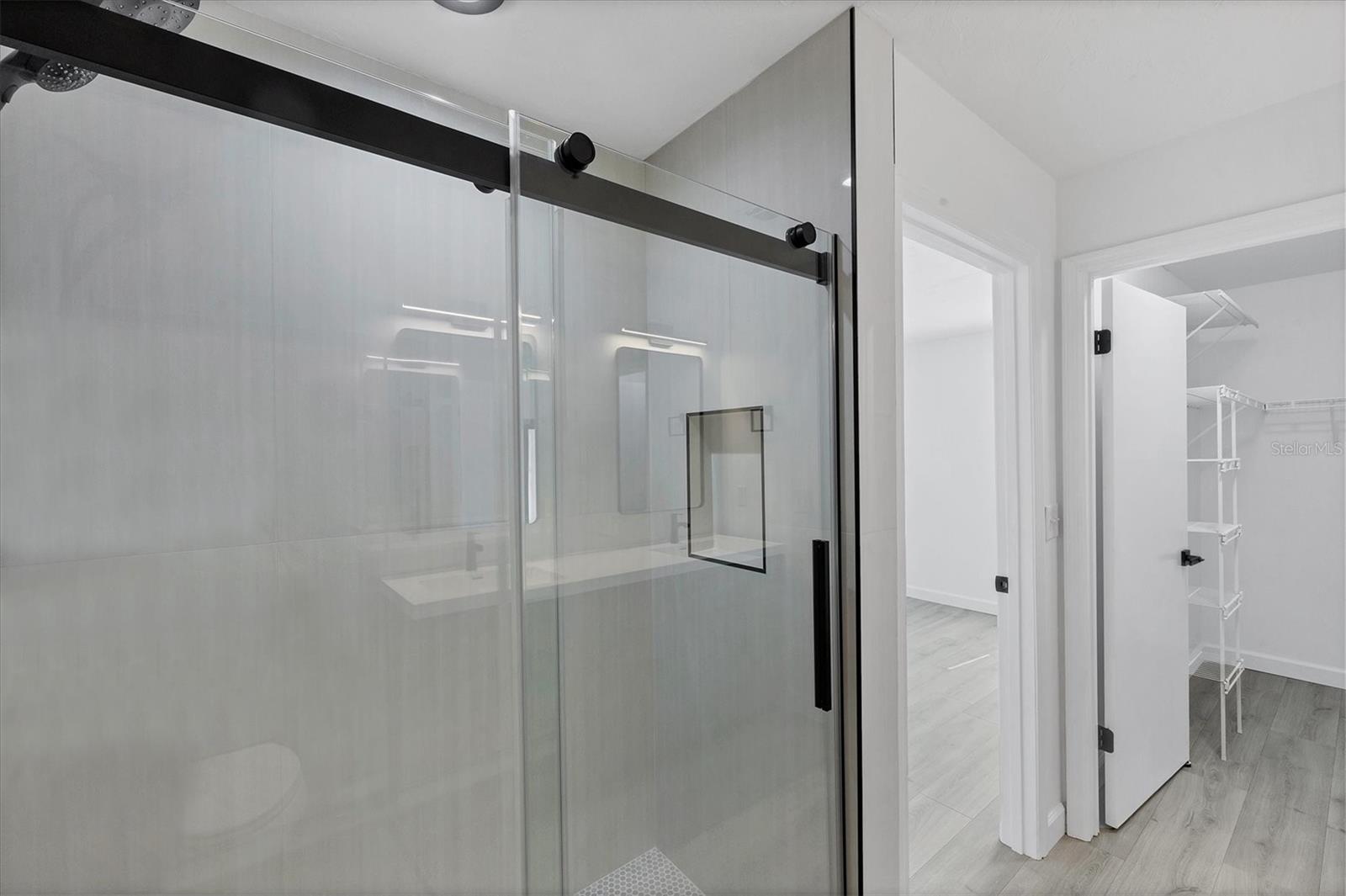 Image 23 of 47 For 4008 Crockers Lake Boulevard 11