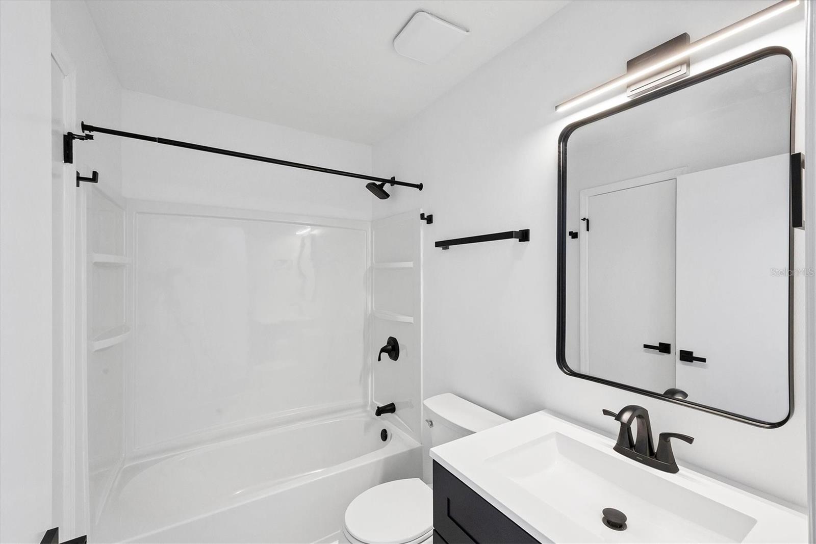 Image 26 of 47 For 4008 Crockers Lake Boulevard 11