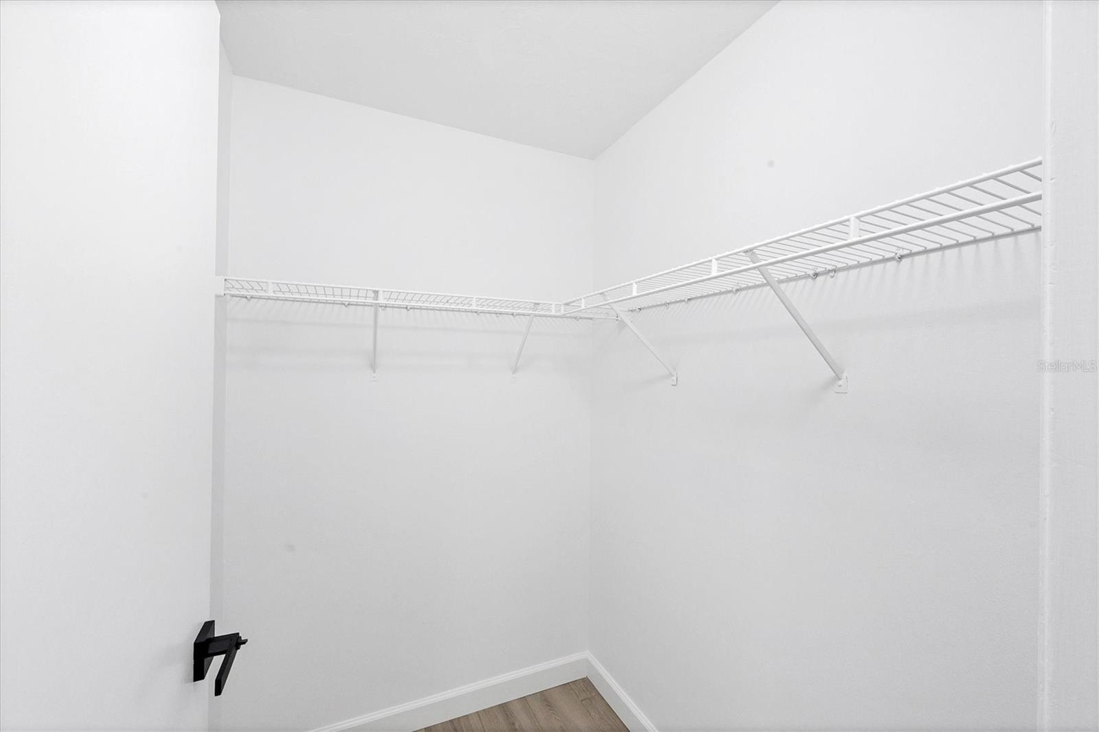 Image 28 of 47 For 4008 Crockers Lake Boulevard 11