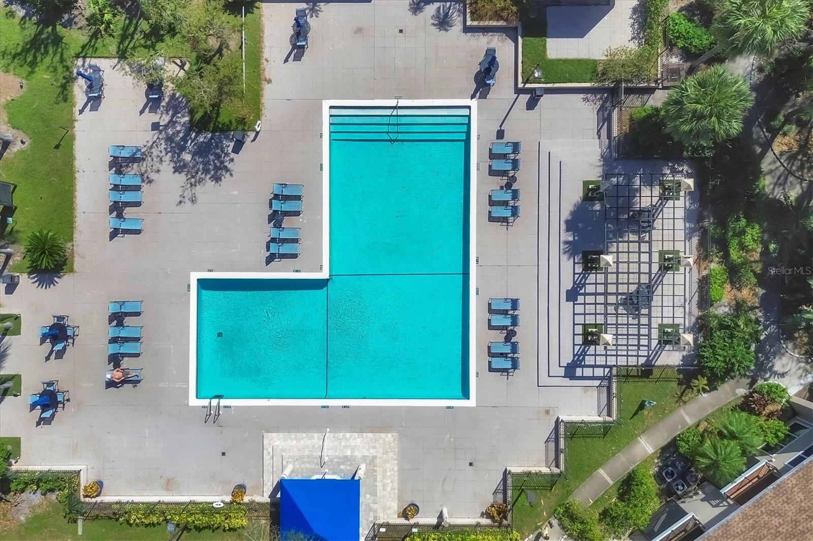 Image 34 of 47 For 4008 Crockers Lake Boulevard 11