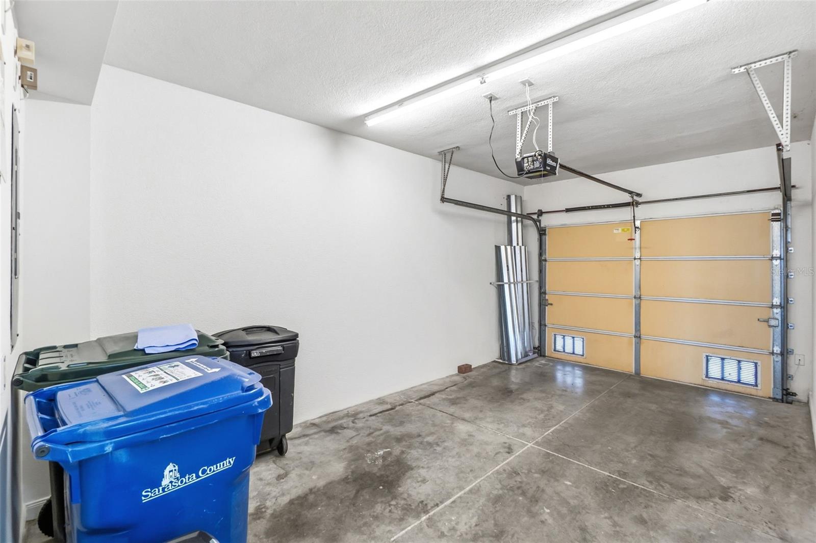 Image 20 of 63 For 1418 Burgos Drive