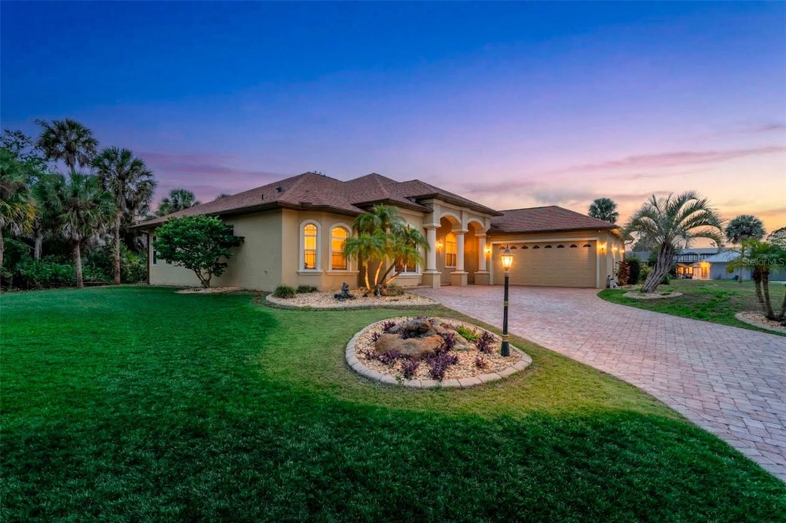 Image 5 of 55 For 256 Tazewell Drive