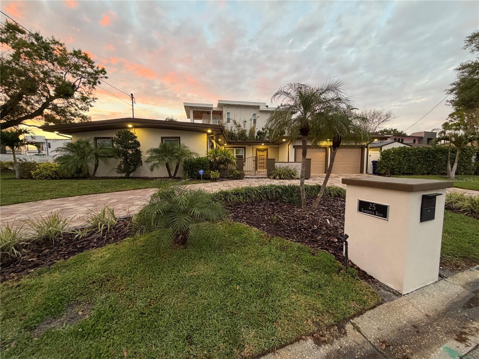 Image 6 of 14 For 25 Sandpiper Road