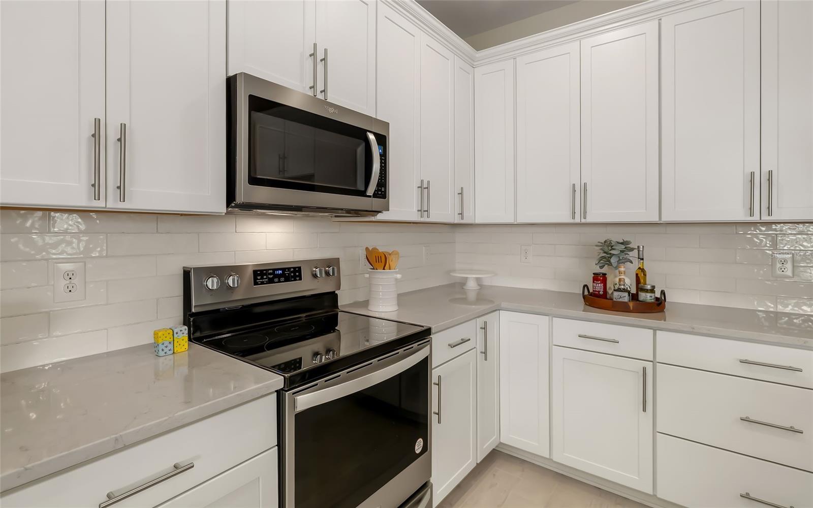 Image 10 of 50 For 17342 Luminous Avenue