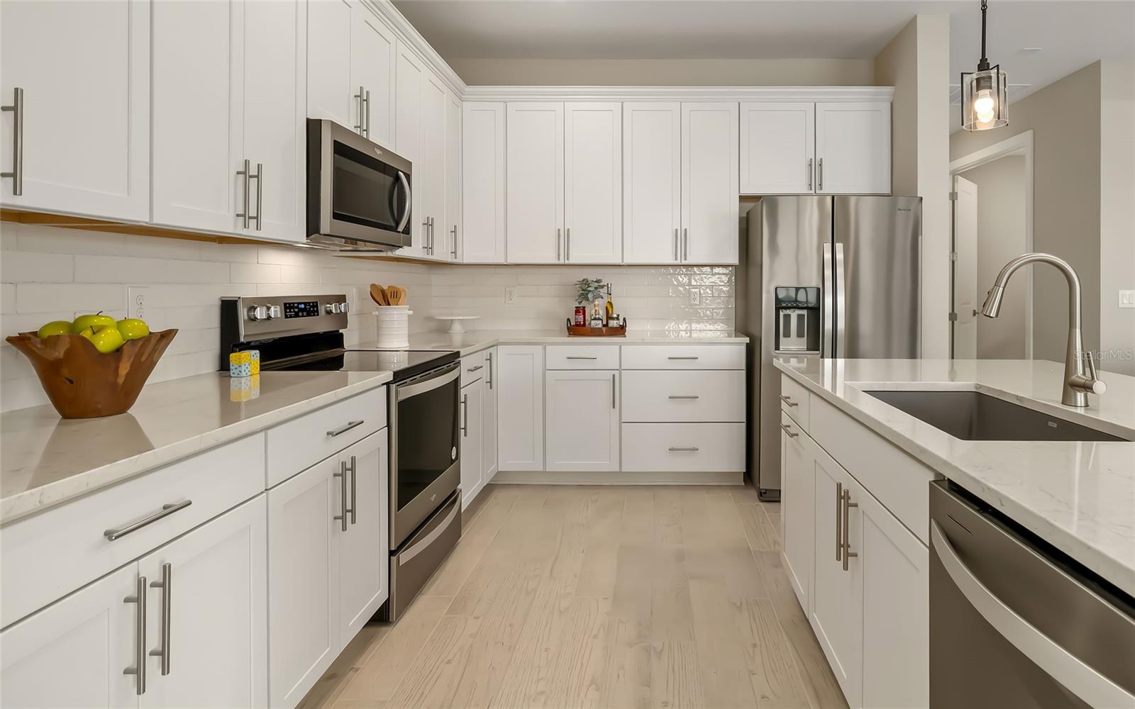 Image 11 of 50 For 17342 Luminous Avenue