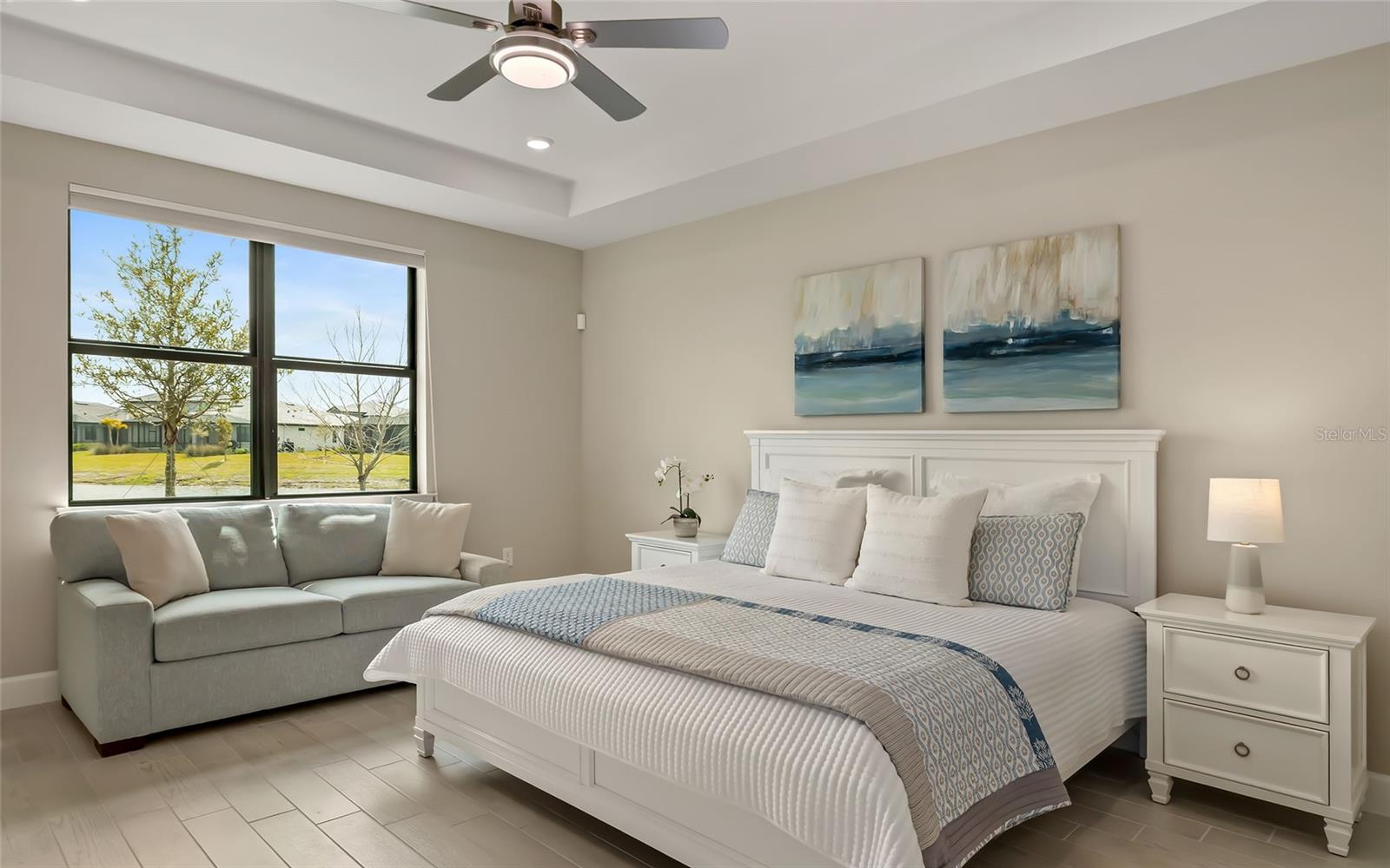 Image 13 of 50 For 17342 Luminous Avenue