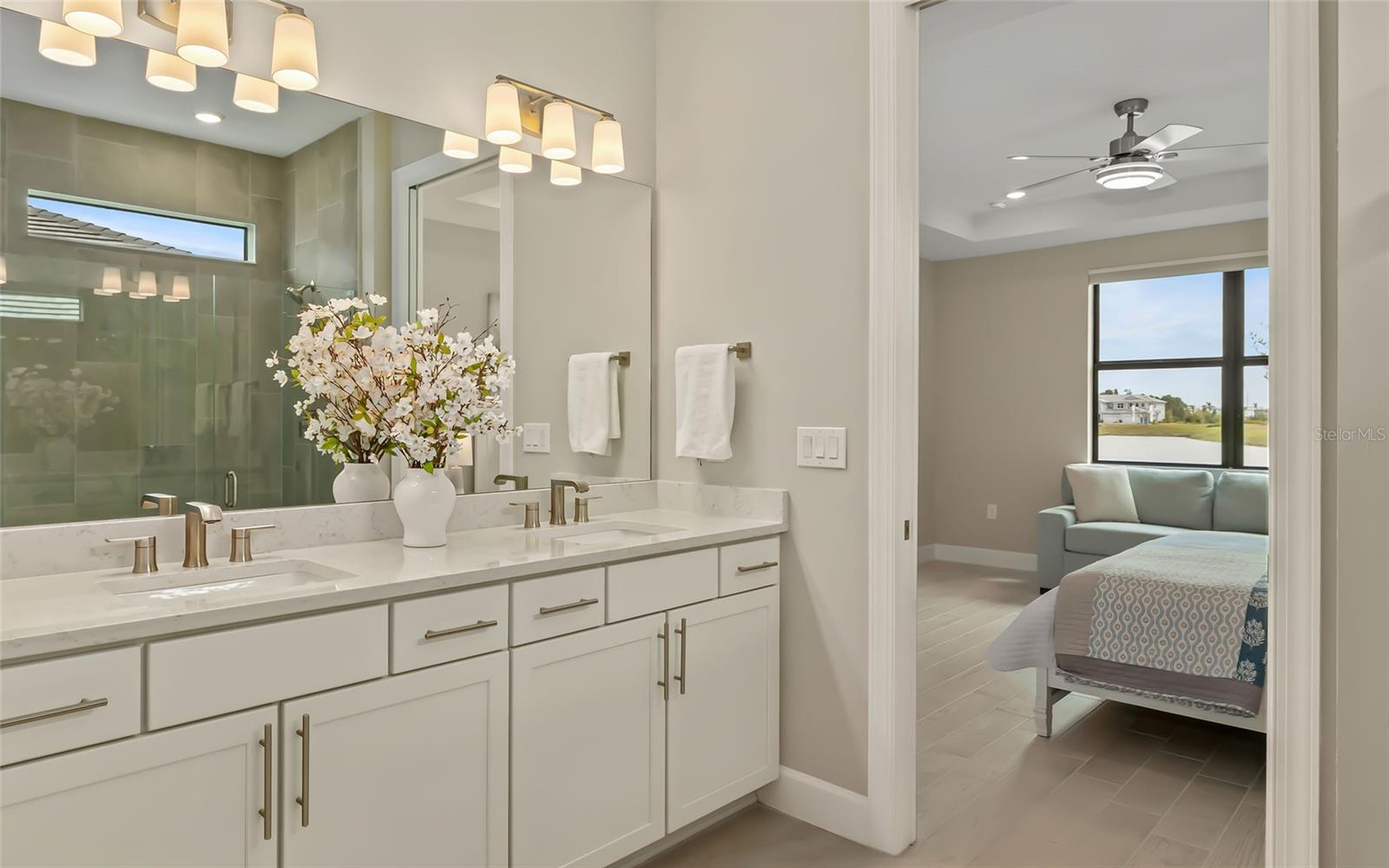 Image 15 of 50 For 17342 Luminous Avenue