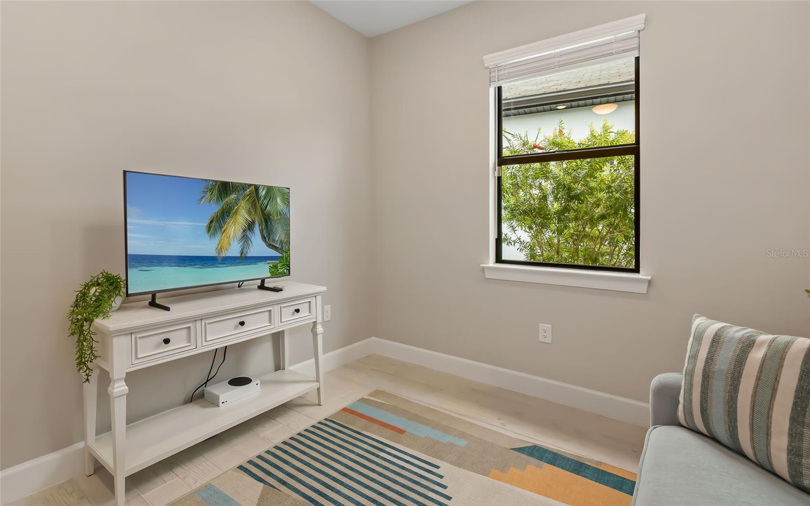 Image 25 of 50 For 17342 Luminous Avenue