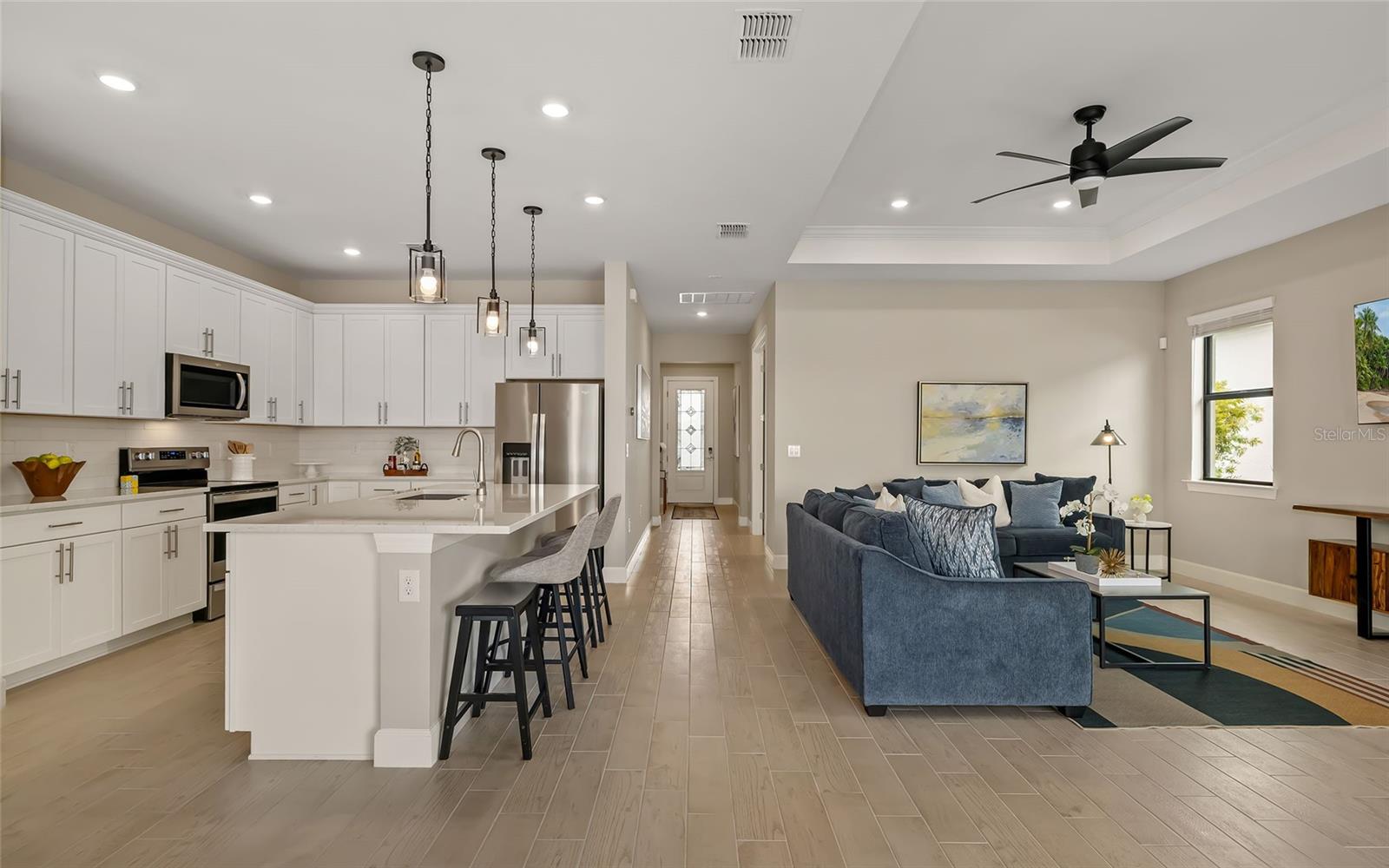 Image 3 of 50 For 17342 Luminous Avenue