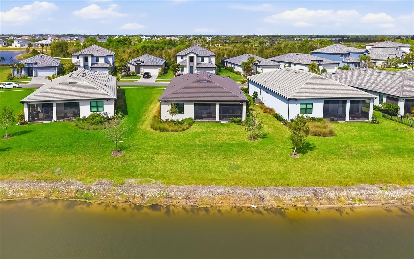 Image 34 of 50 For 17342 Luminous Avenue