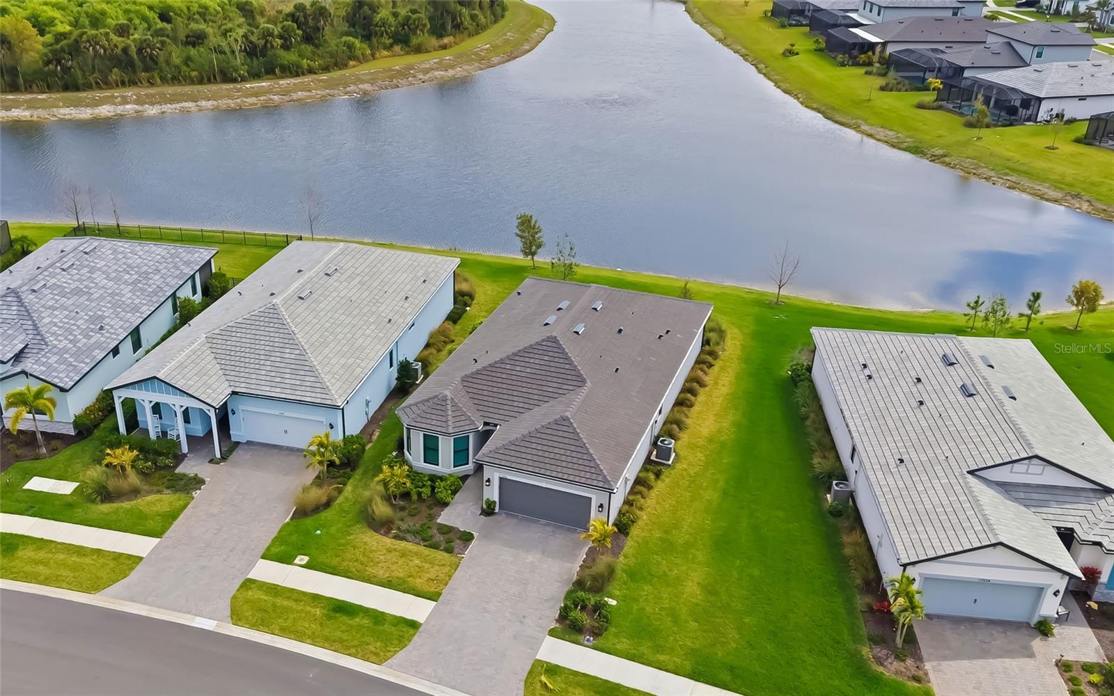 Image 35 of 50 For 17342 Luminous Avenue