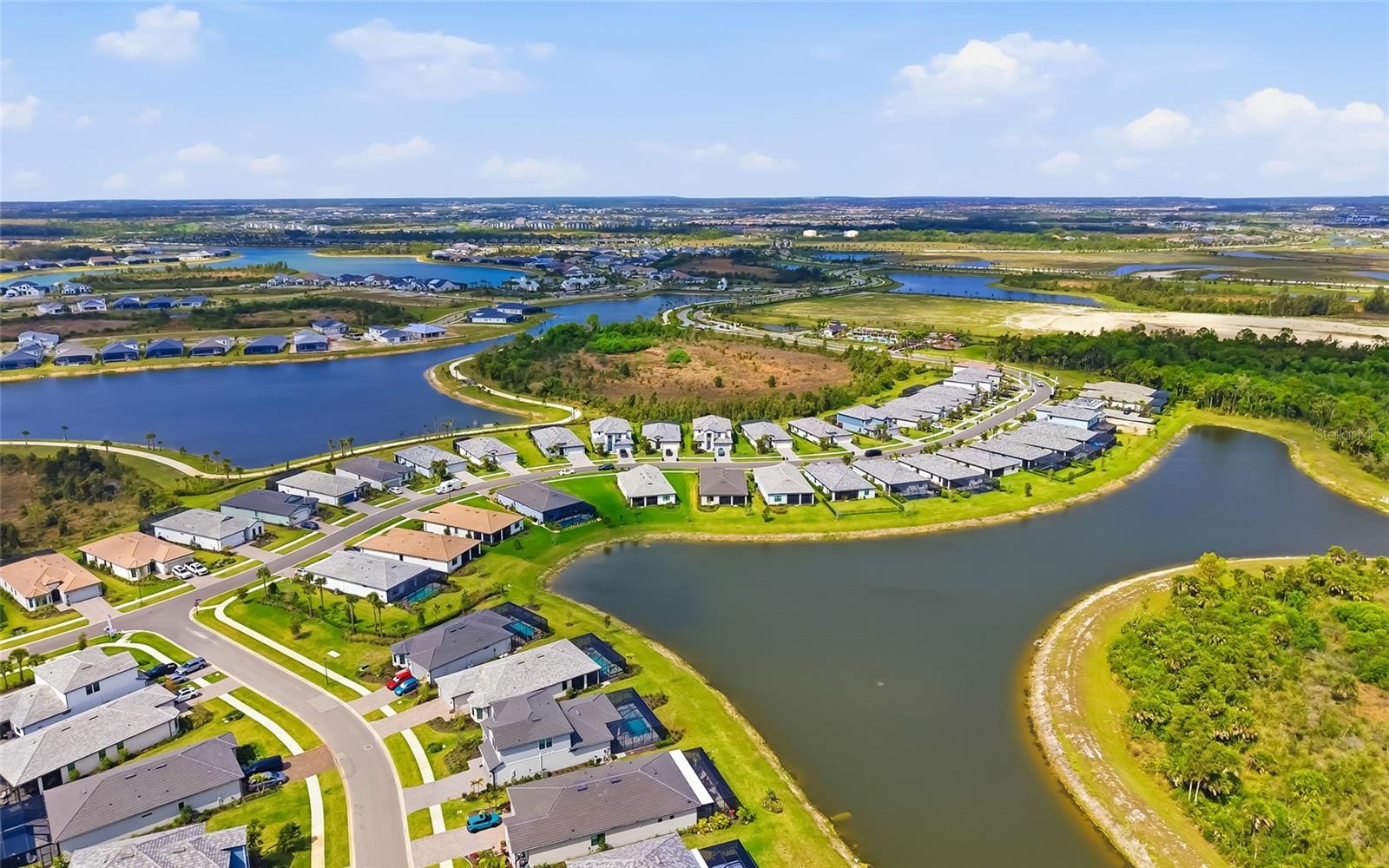 Image 37 of 50 For 17342 Luminous Avenue