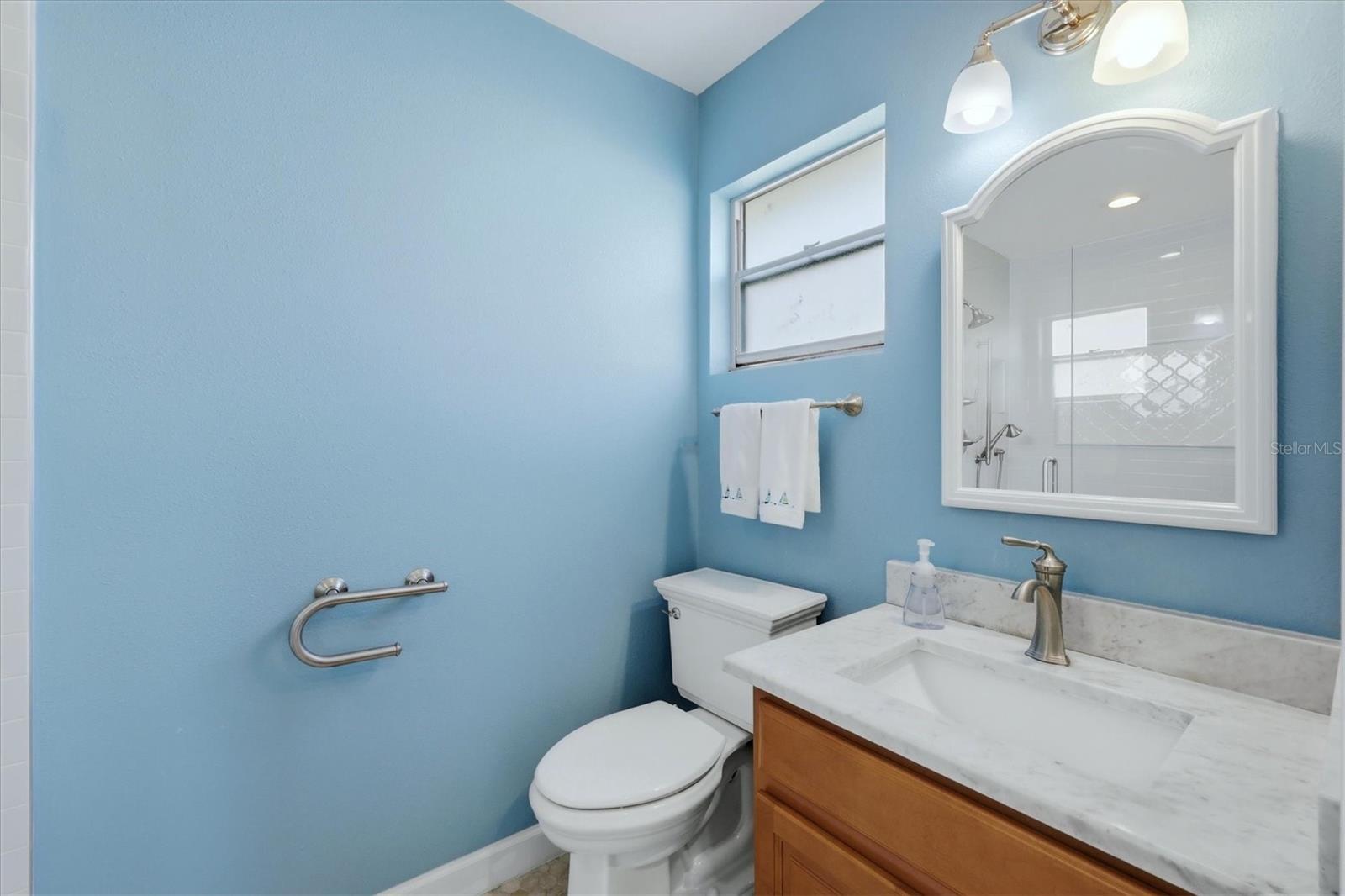 Image 18 of 45 For 2713 Riverbluff Court V101