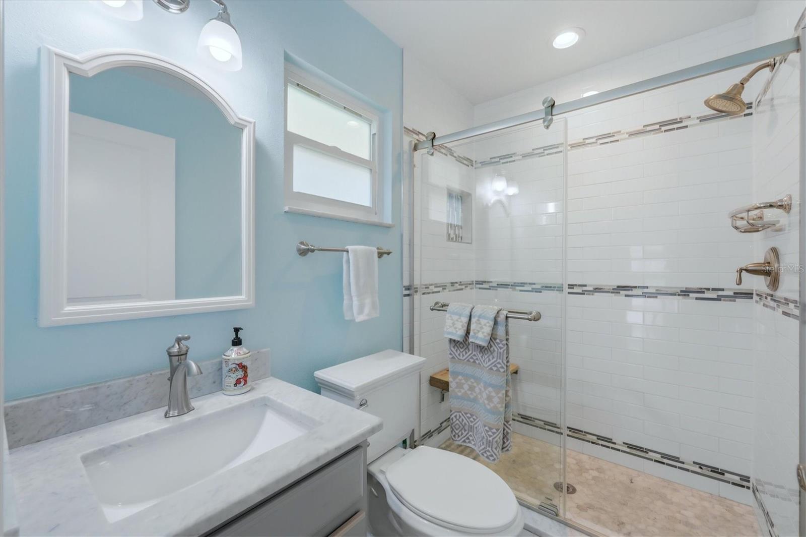 Image 21 of 45 For 2713 Riverbluff Court V101