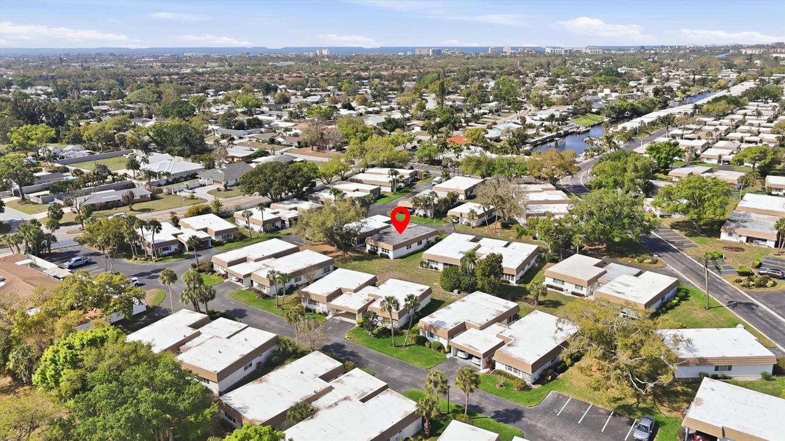 Image 26 of 45 For 2713 Riverbluff Court V101