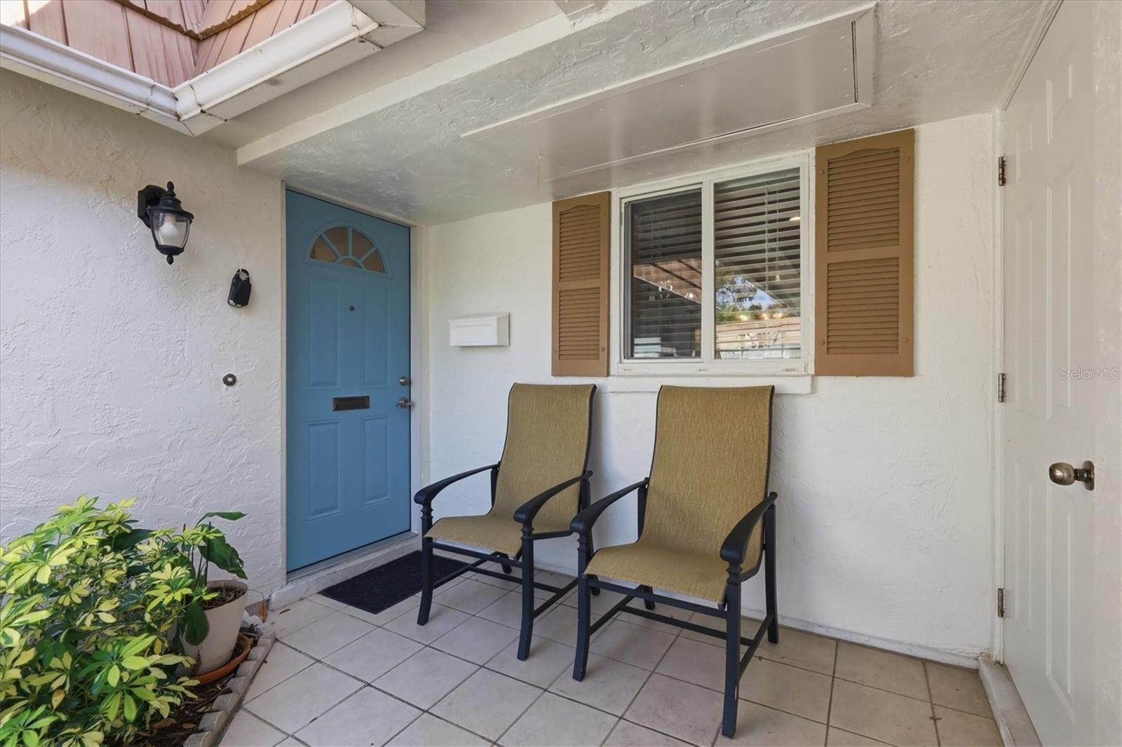 Image 3 of 45 For 2713 Riverbluff Court V101