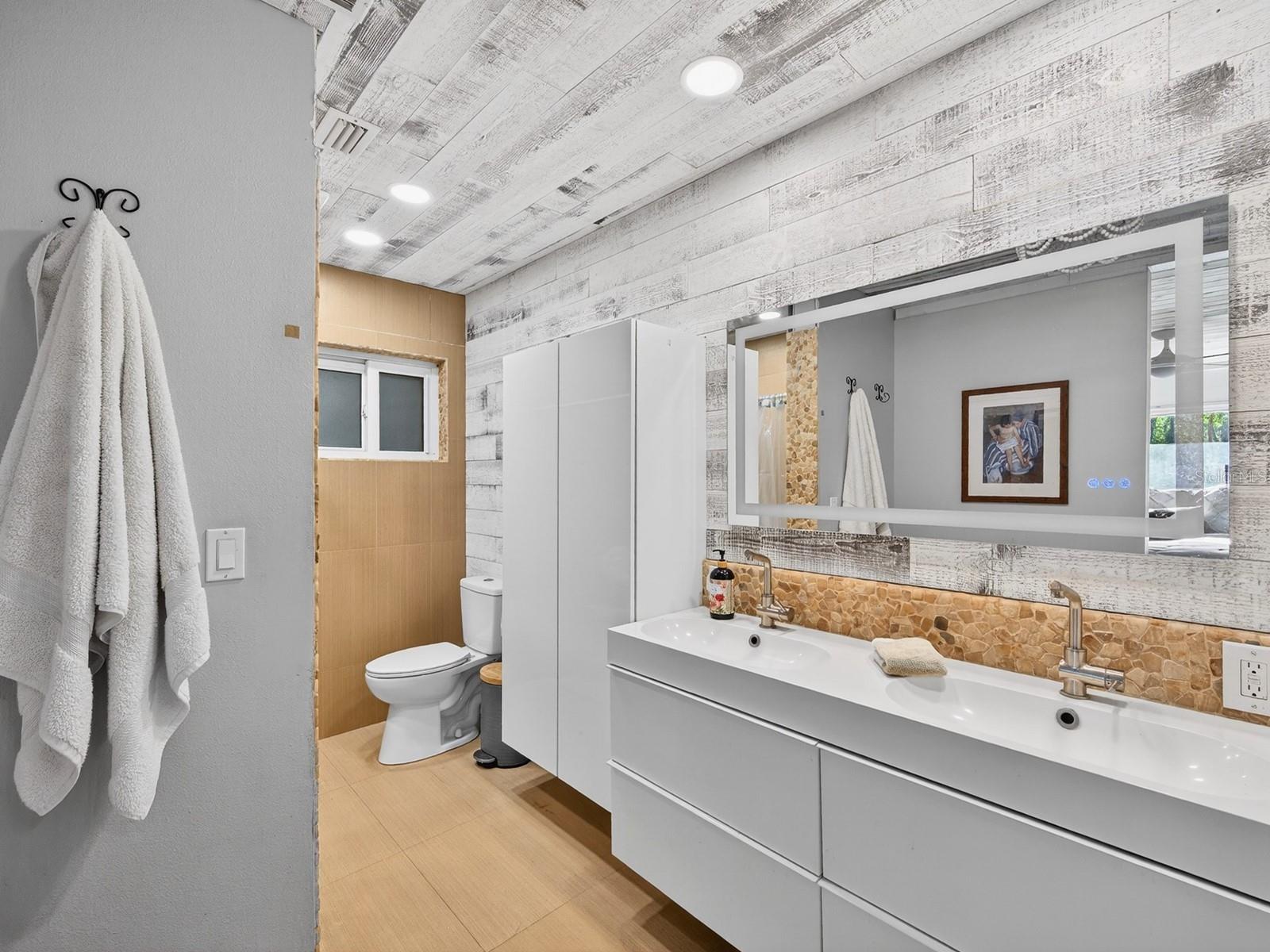 Image 15 of 100 For 7311 Proctor Road