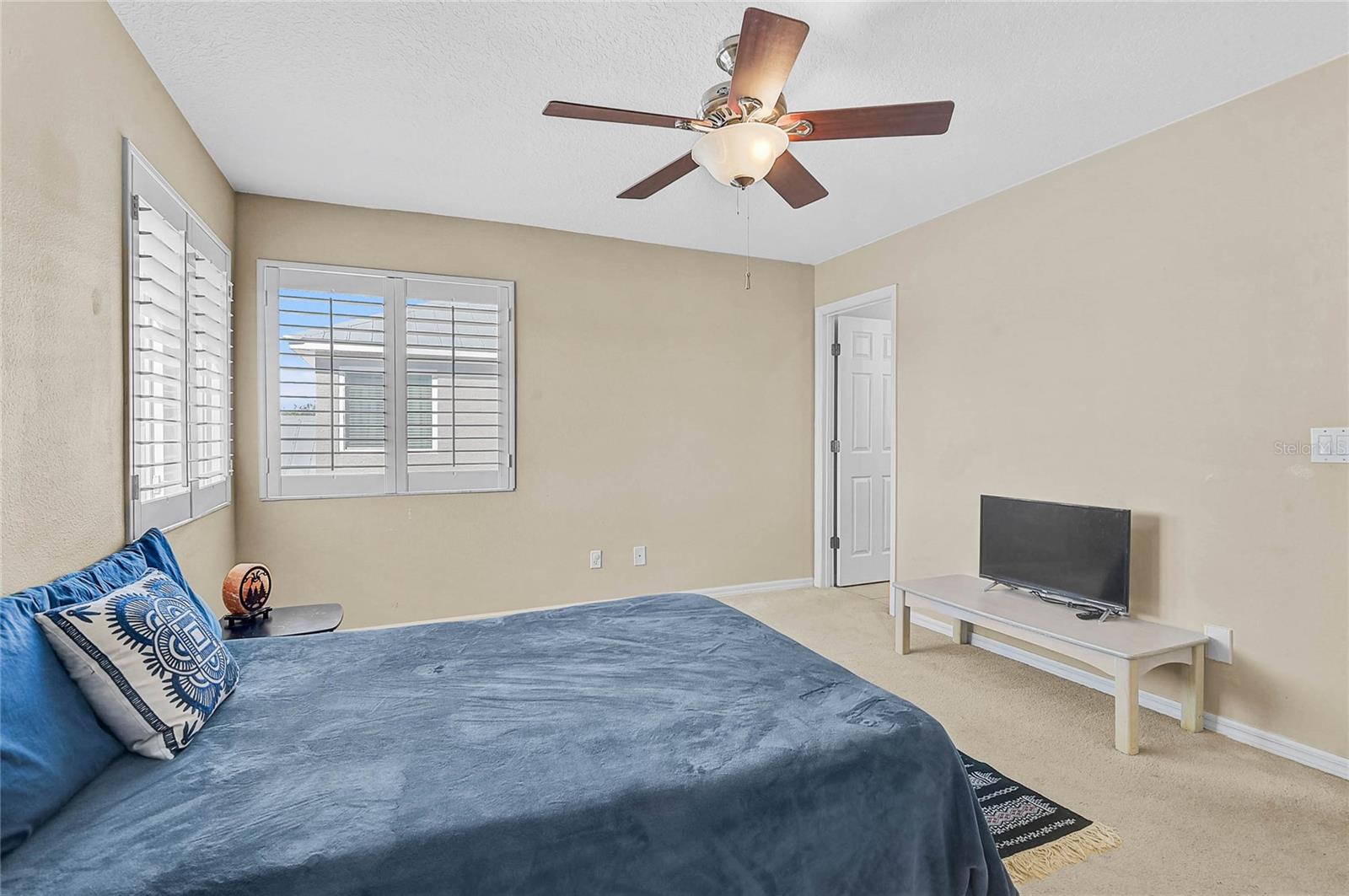 Image 27 of 58 For 3708 5th Avenue Ne