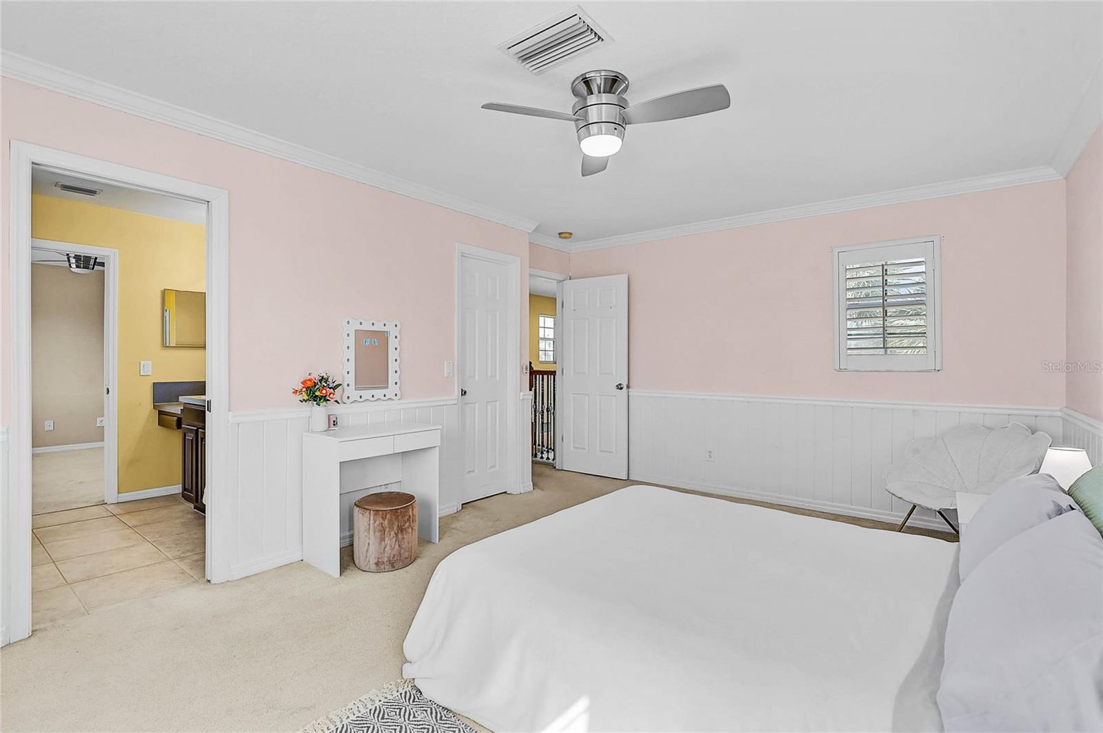 Image 37 of 58 For 3708 5th Avenue Ne