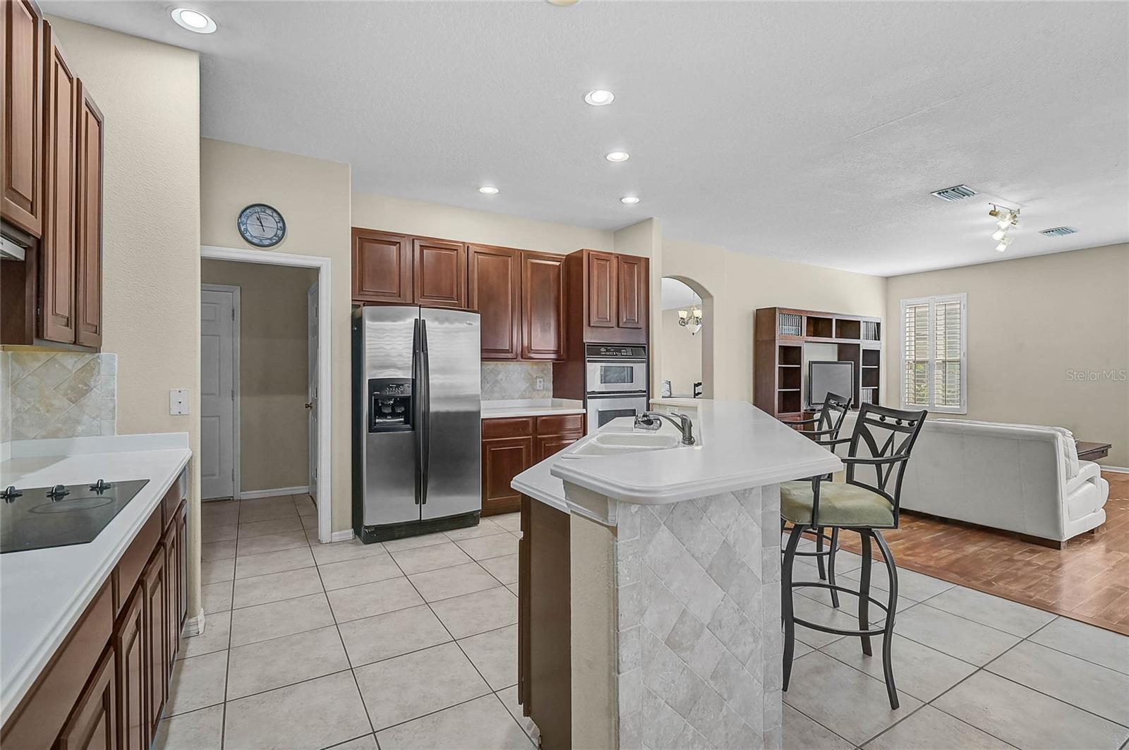 Image 9 of 58 For 3708 5th Avenue Ne